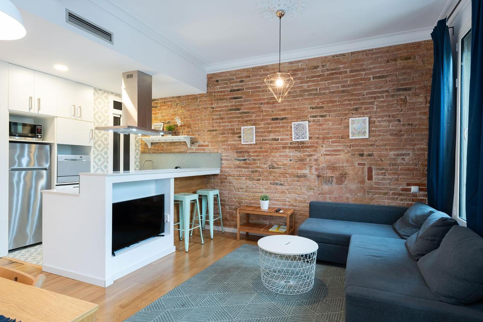 Bright And Cozy Flat In The Heart Of The Apartment Barcelona