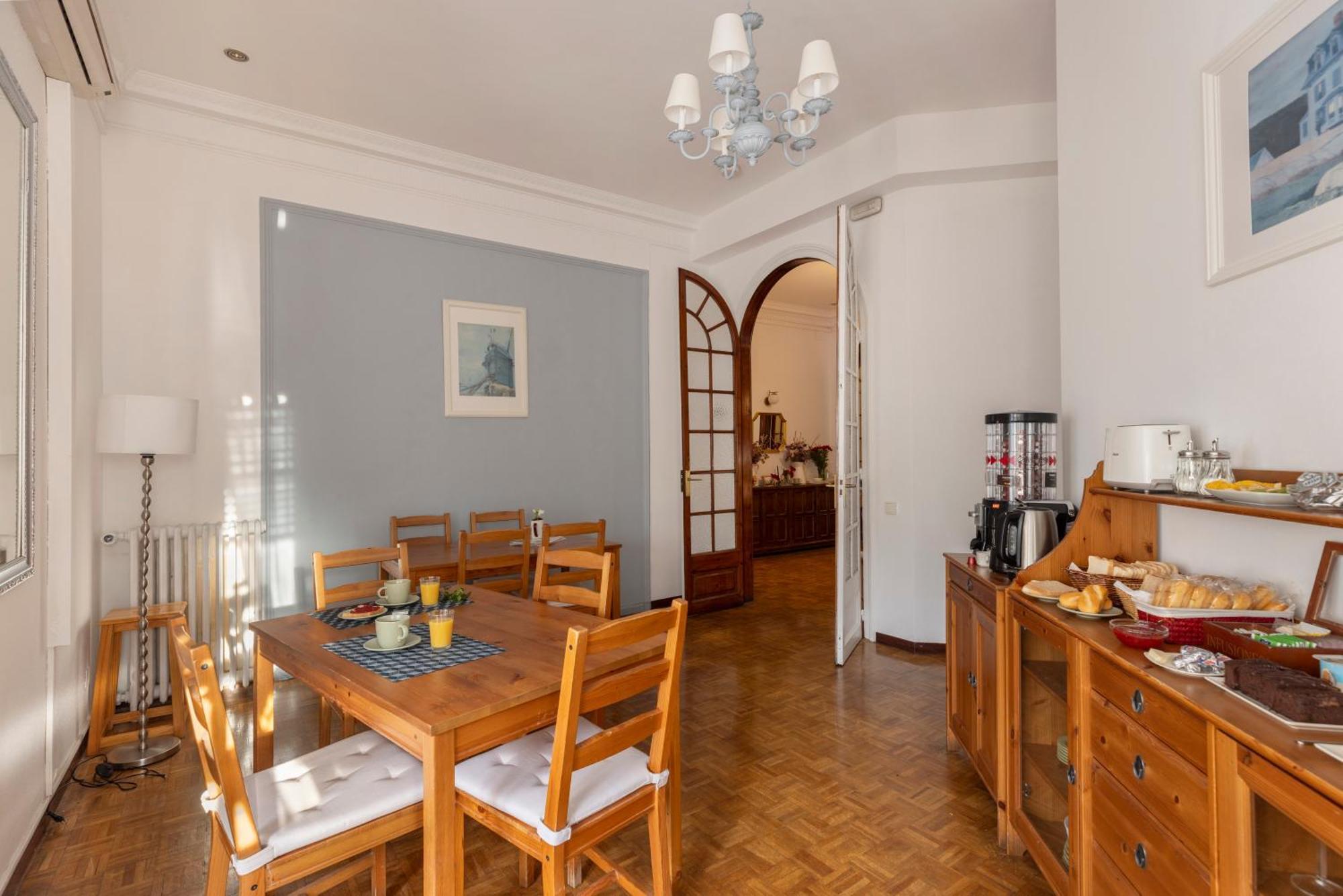 Bed & Breakfast Ally's Bed&breakfast, 2*