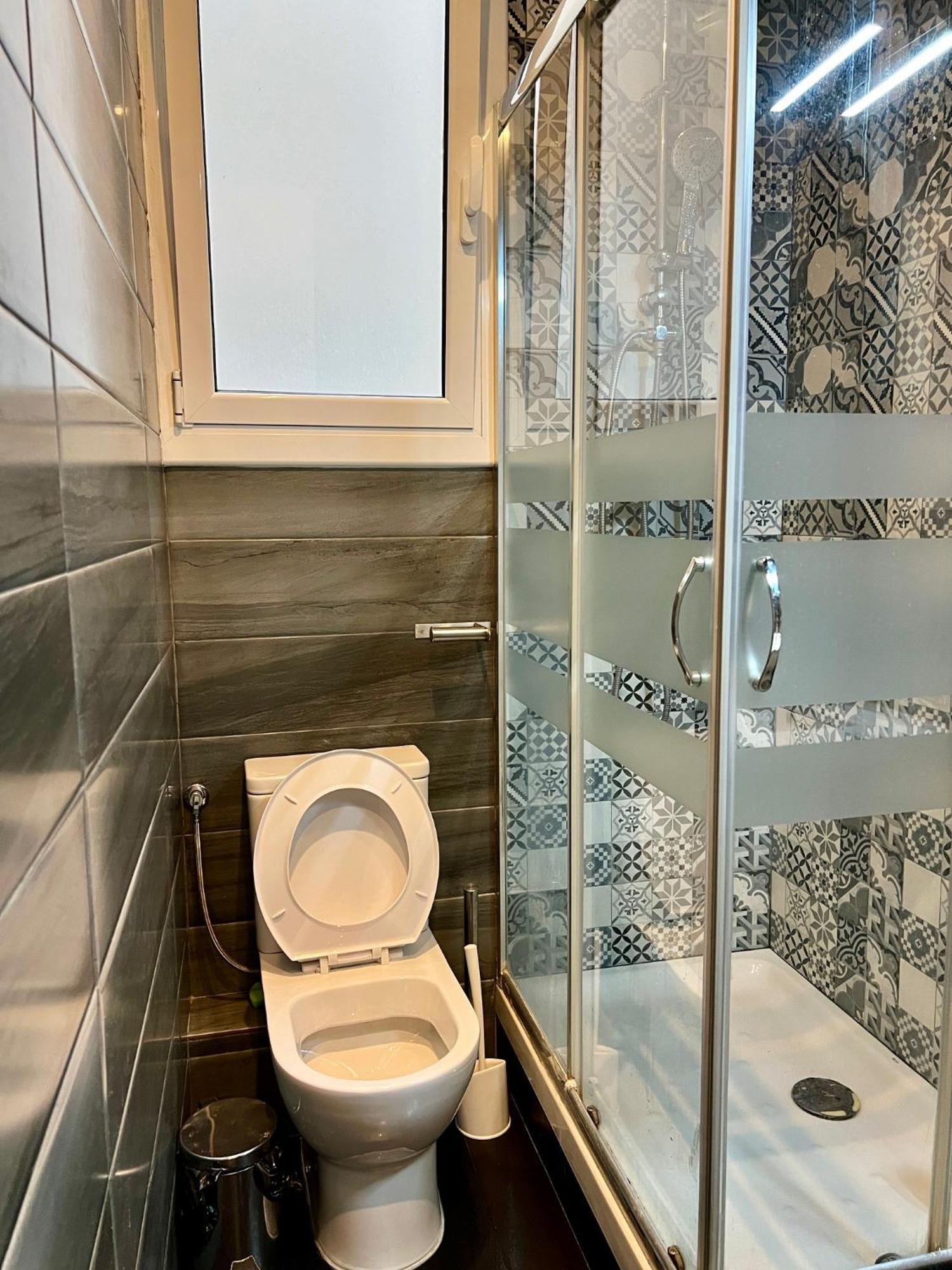 Bonito Apartamento En Zona Centrica De * Barcelona