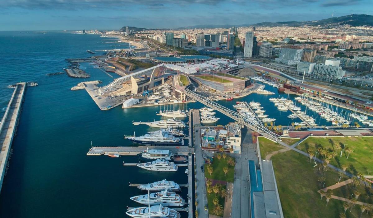 Vimaro Boat Hotel en barco Barcelona
