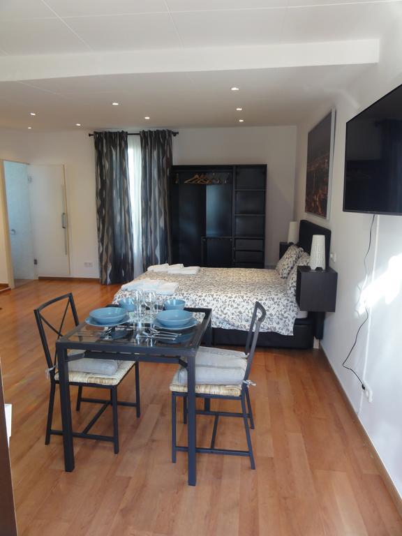 - Iberia Apartamento *