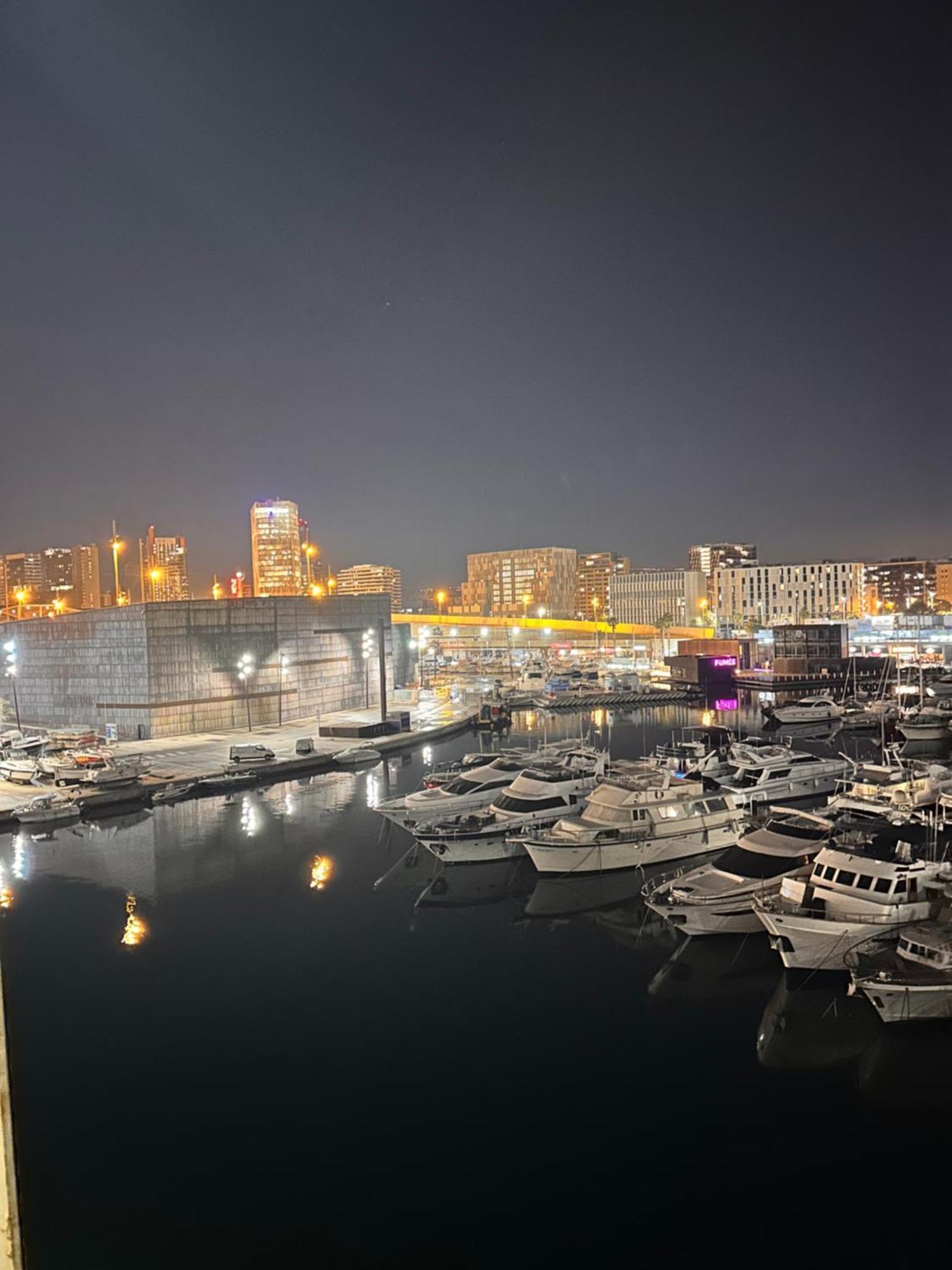 Andrea House's Hotel en barco