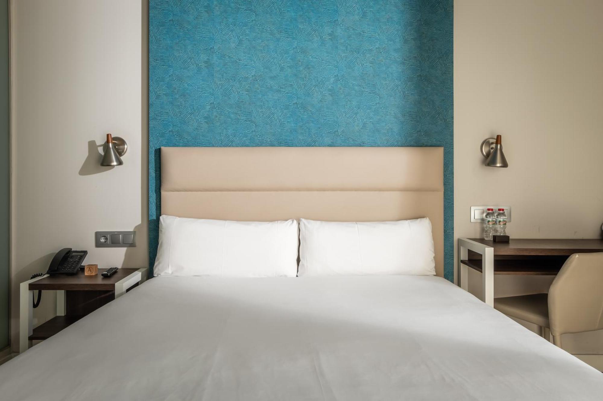 Hotel Arya Stadium 3*
