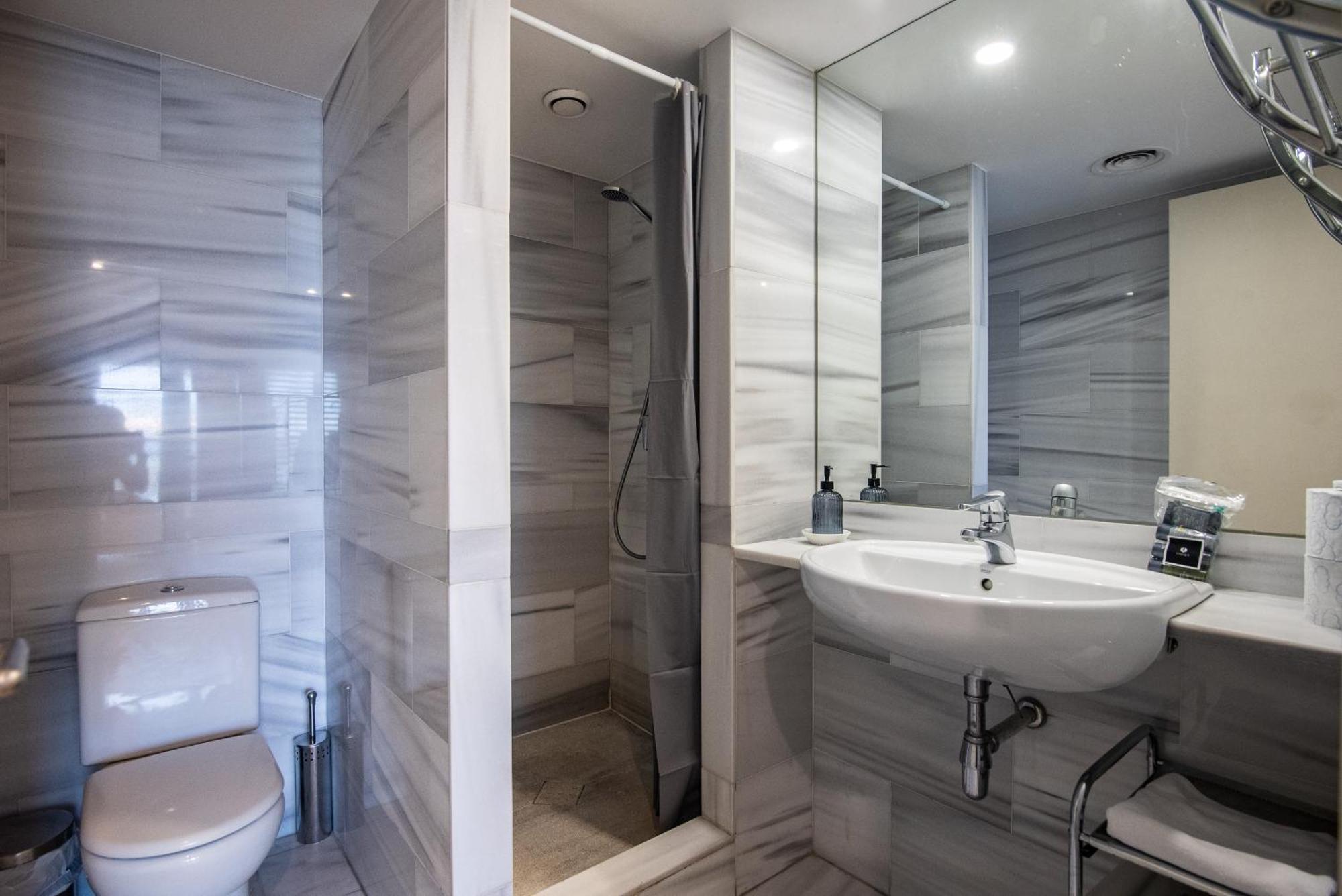 Apartment Unique Rentals-seafront Luxe