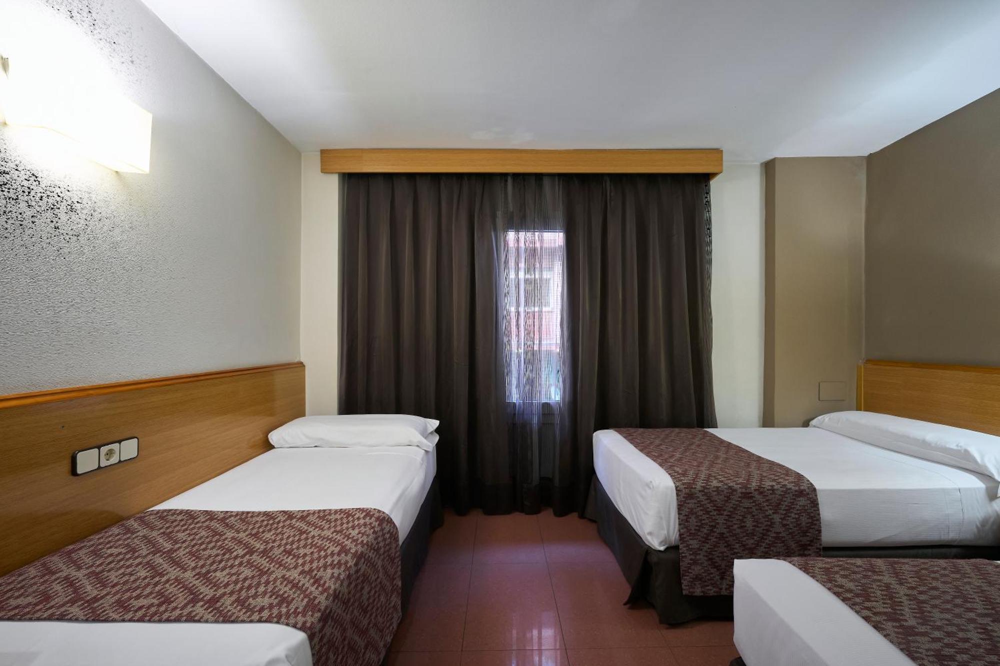 Hotel Catalonia Park Güell