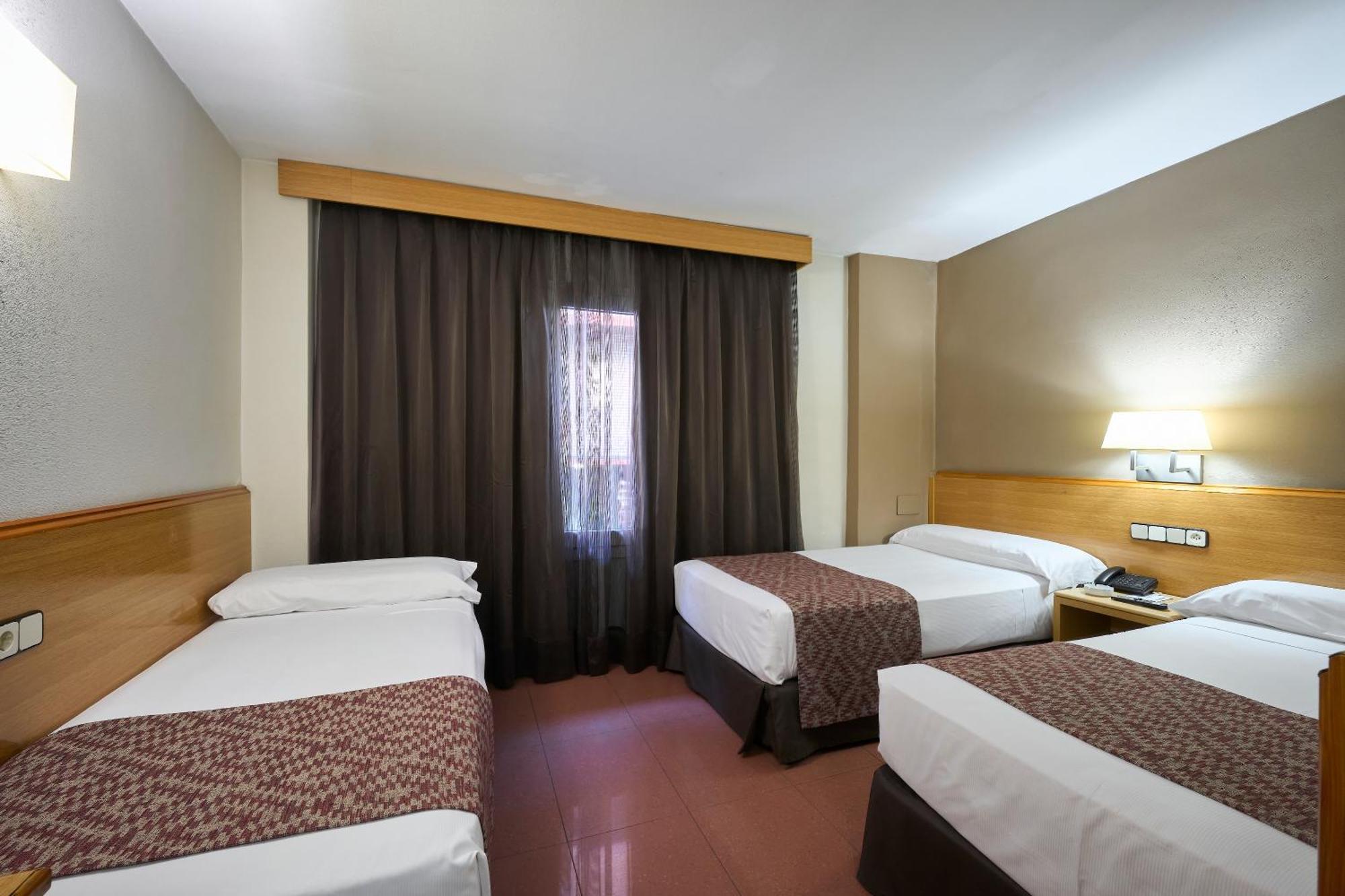 Catalonia Park Güell Hotel Barcelona