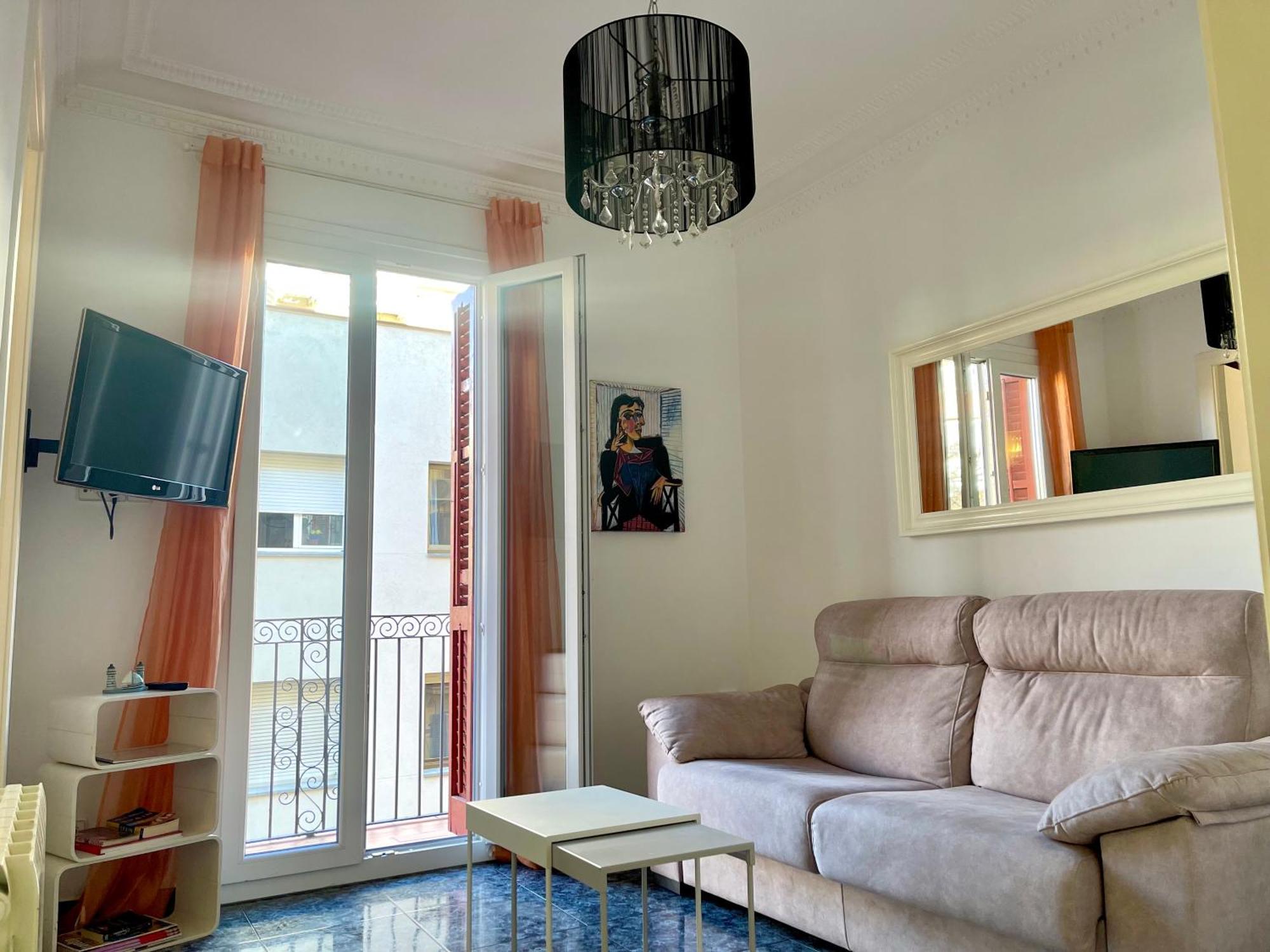Elegantniy Poble Sec * Barcelona