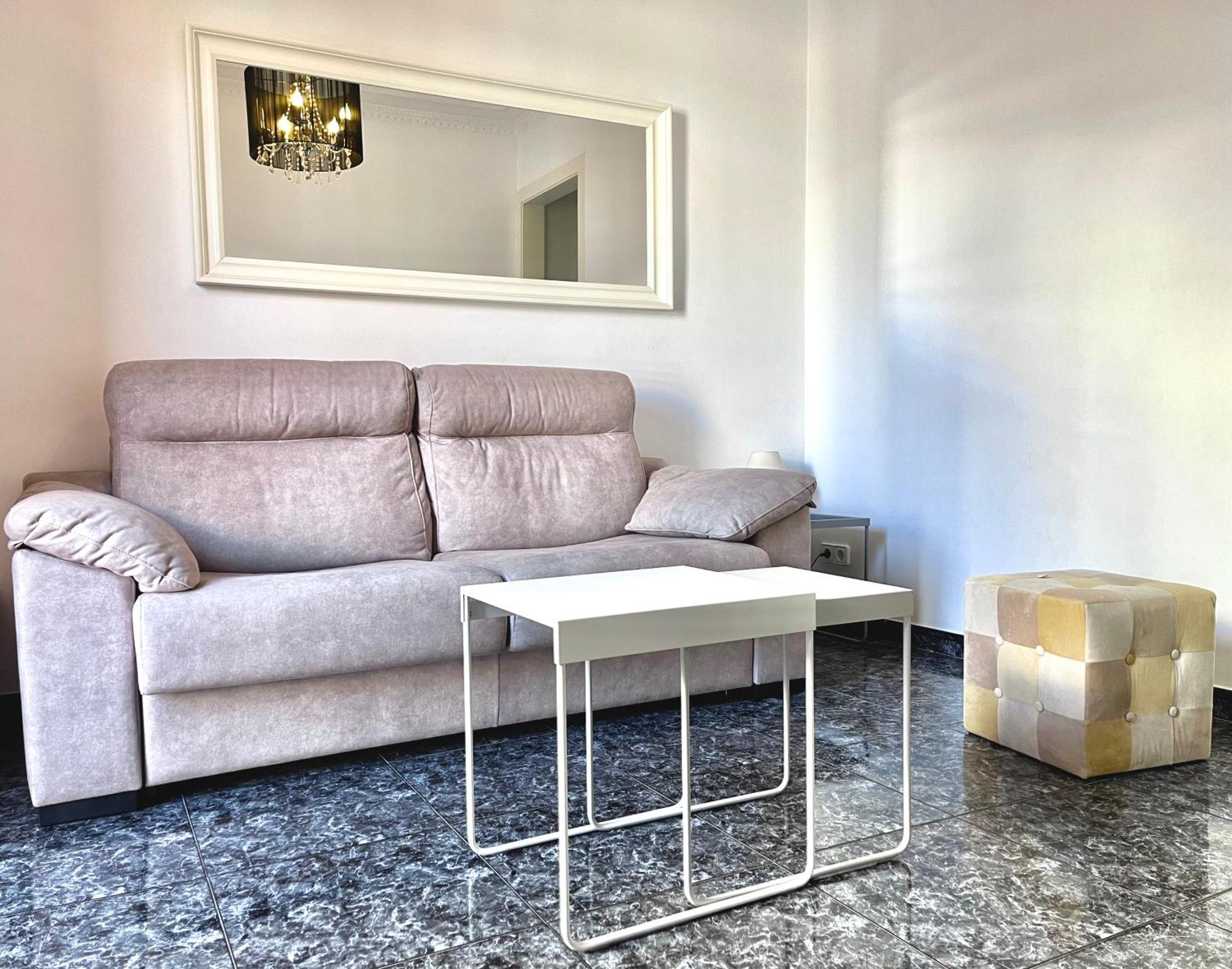 Elegantniy Poble Sec