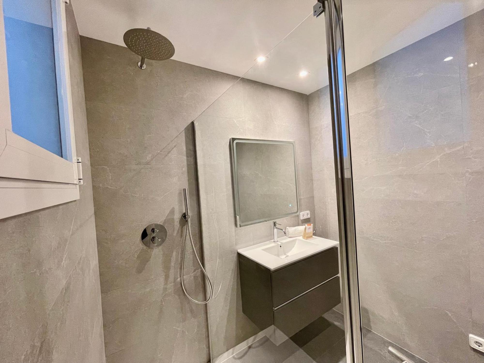 Elegantniy Poble Sec Apartamento *