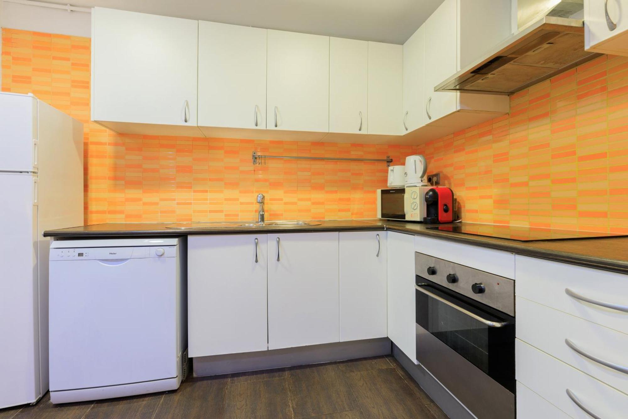Housalia Corsega - 3 Bedrooms Next To Sagrada Familia * Barcelona