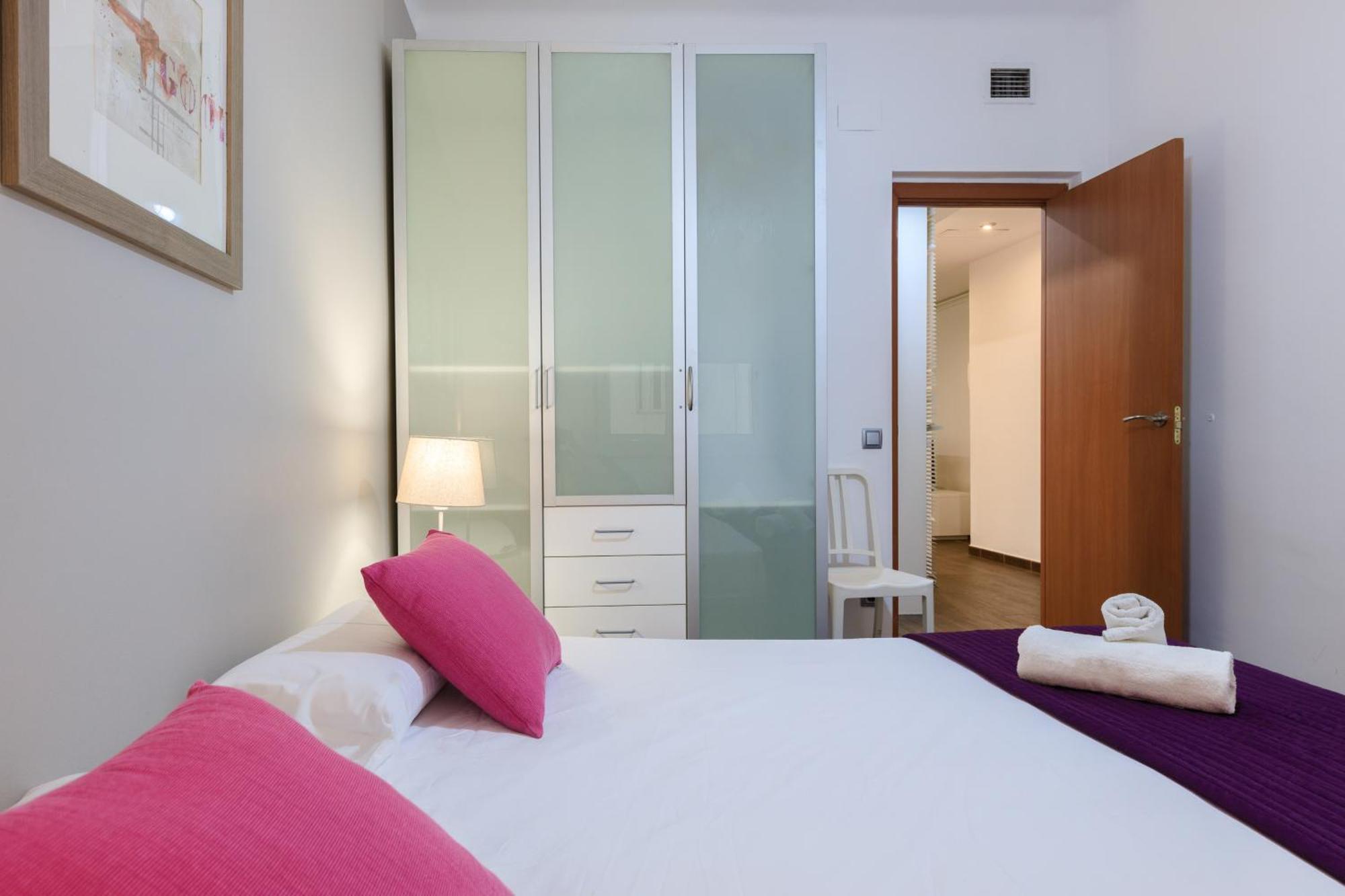 Housalia Corsega - 3 Bedrooms Next To Sagrada Familia Barcelona