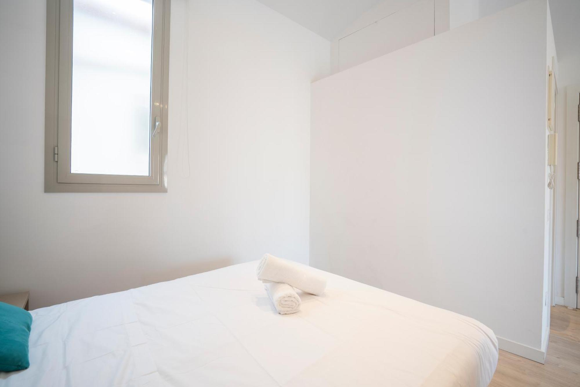 Bcnstop Sant Pau Apartahotel *