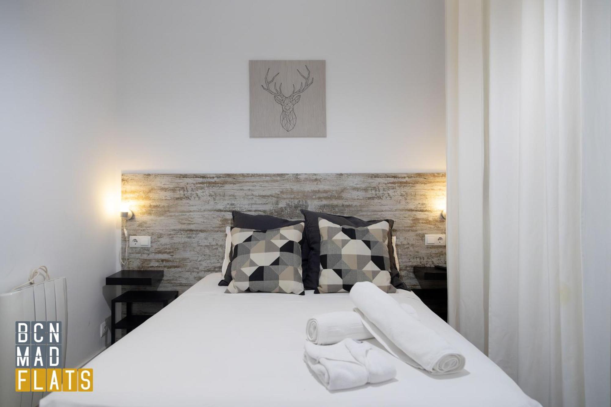 - Eixample 1b Apartamento