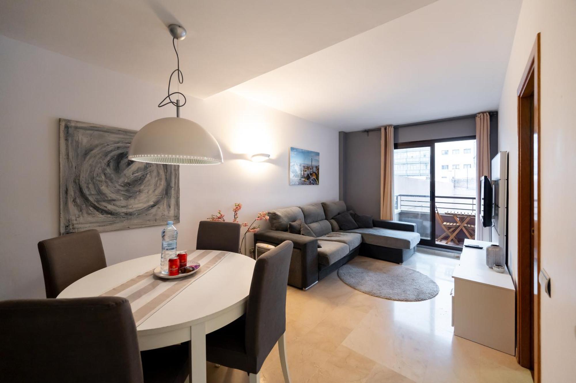 Comfy Downtown + Private Terrace Apartamento