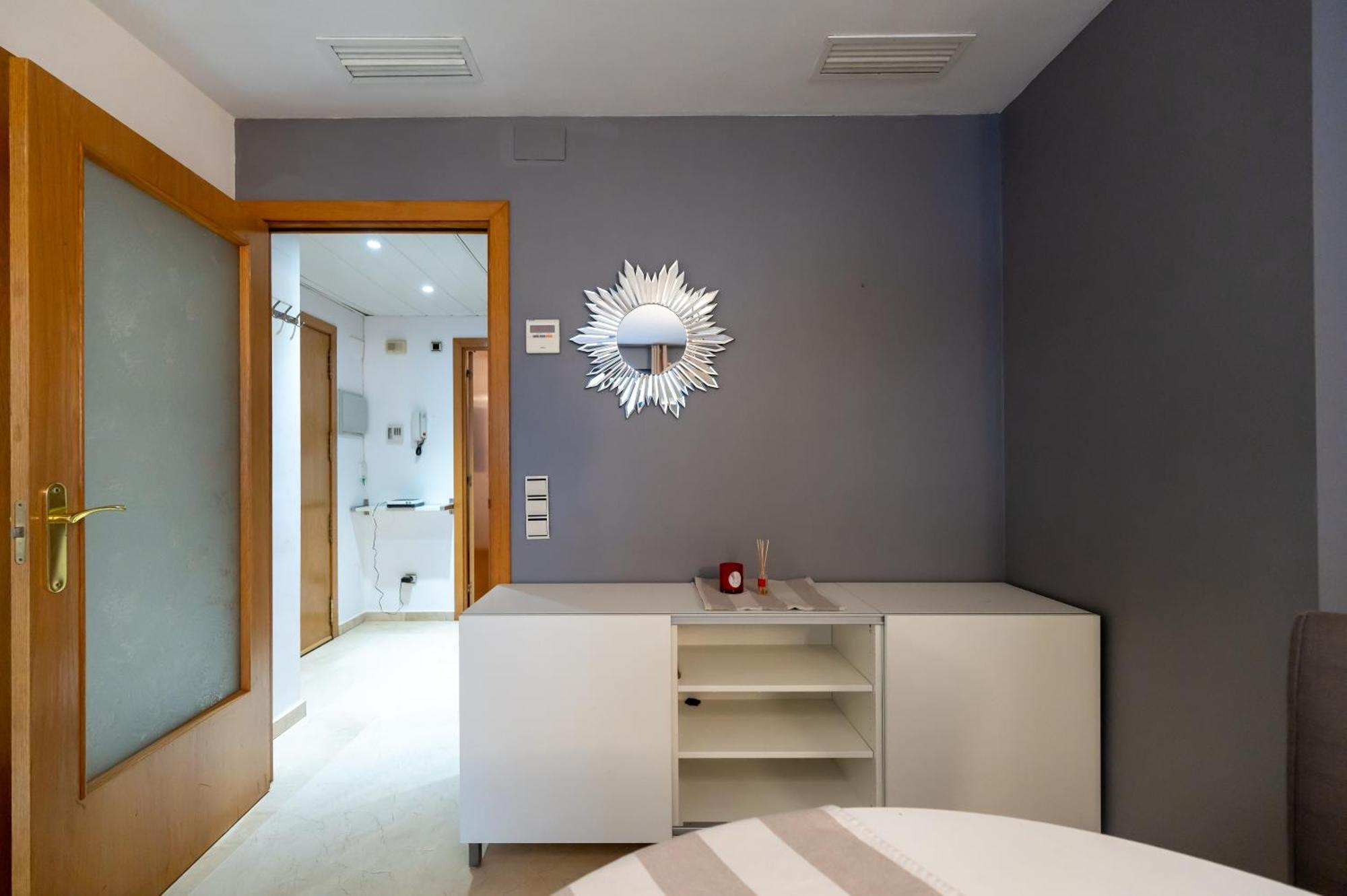 Comfy Downtown + Private Terrace Apartamento Barcelona