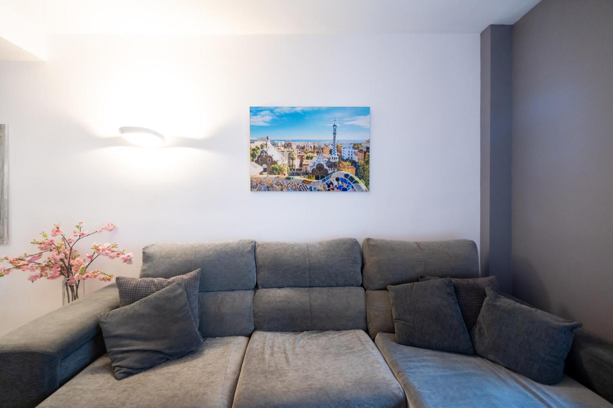 Comfy Downtown + Private Terrace *