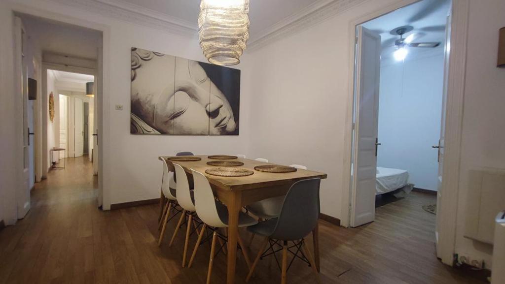 Alani Montjuic Hostal Barcelona