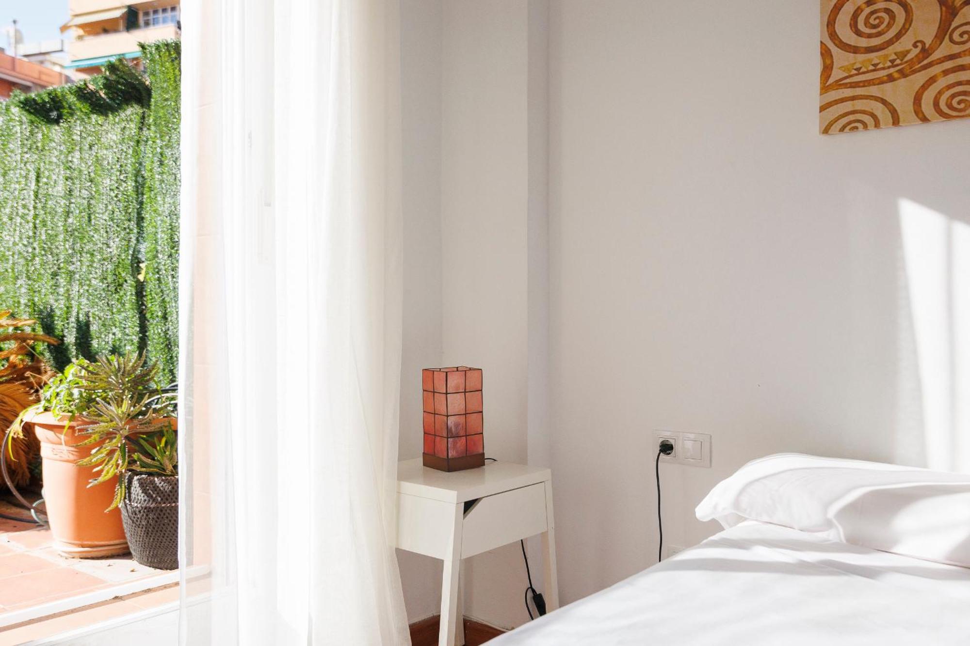 Apartment Aparteasy - Private Terrace, 3-bedroom