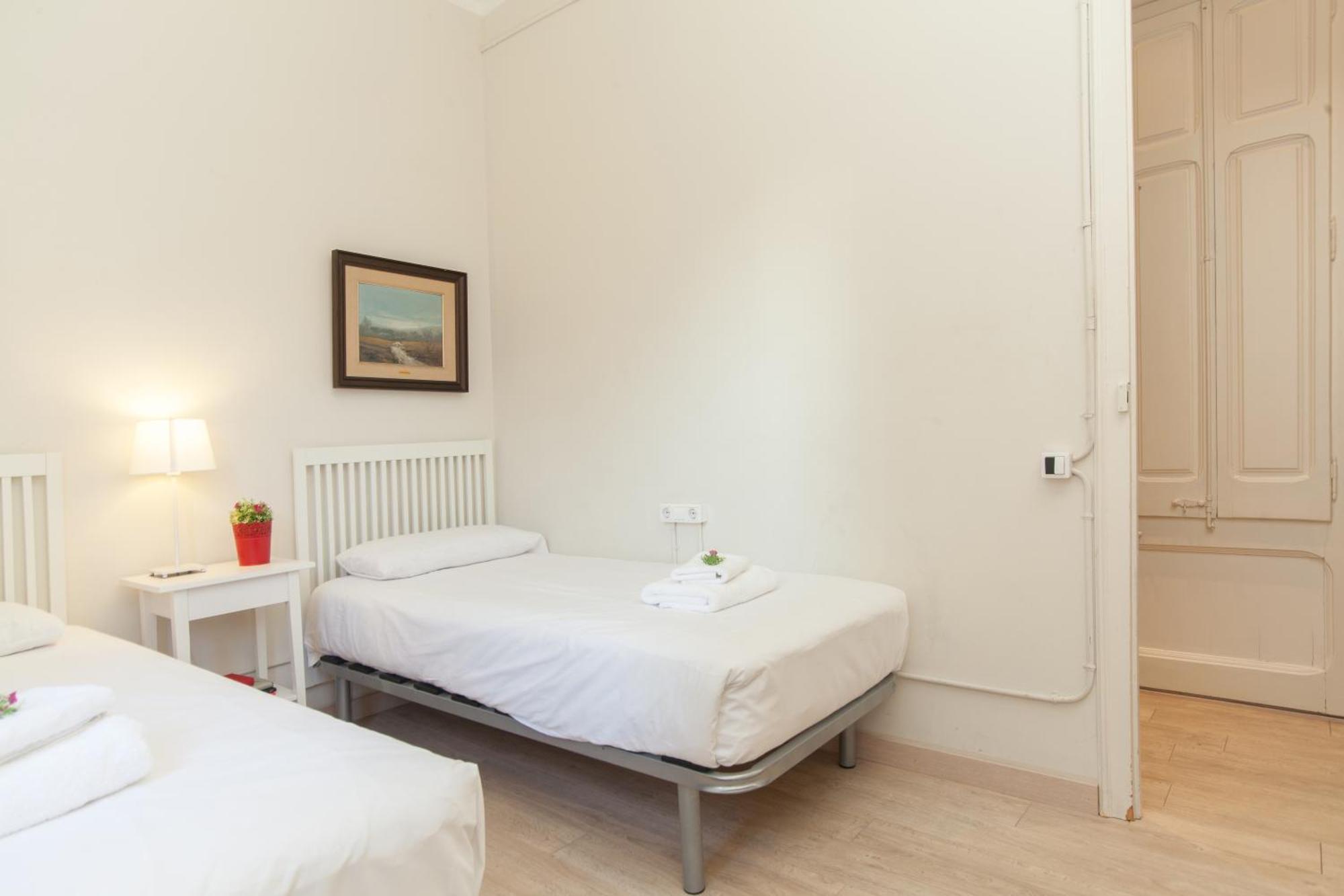 Housalia Sagrada Familia Apartment