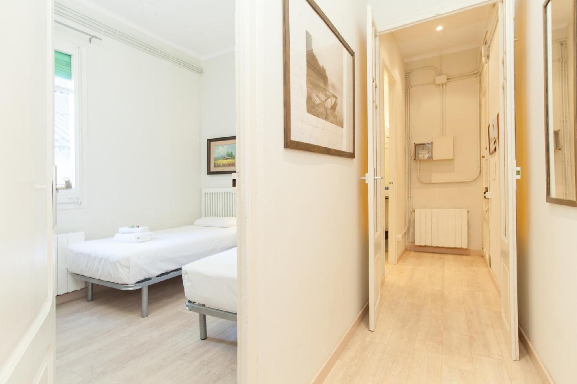 Housalia Sagrada Familia Apartment