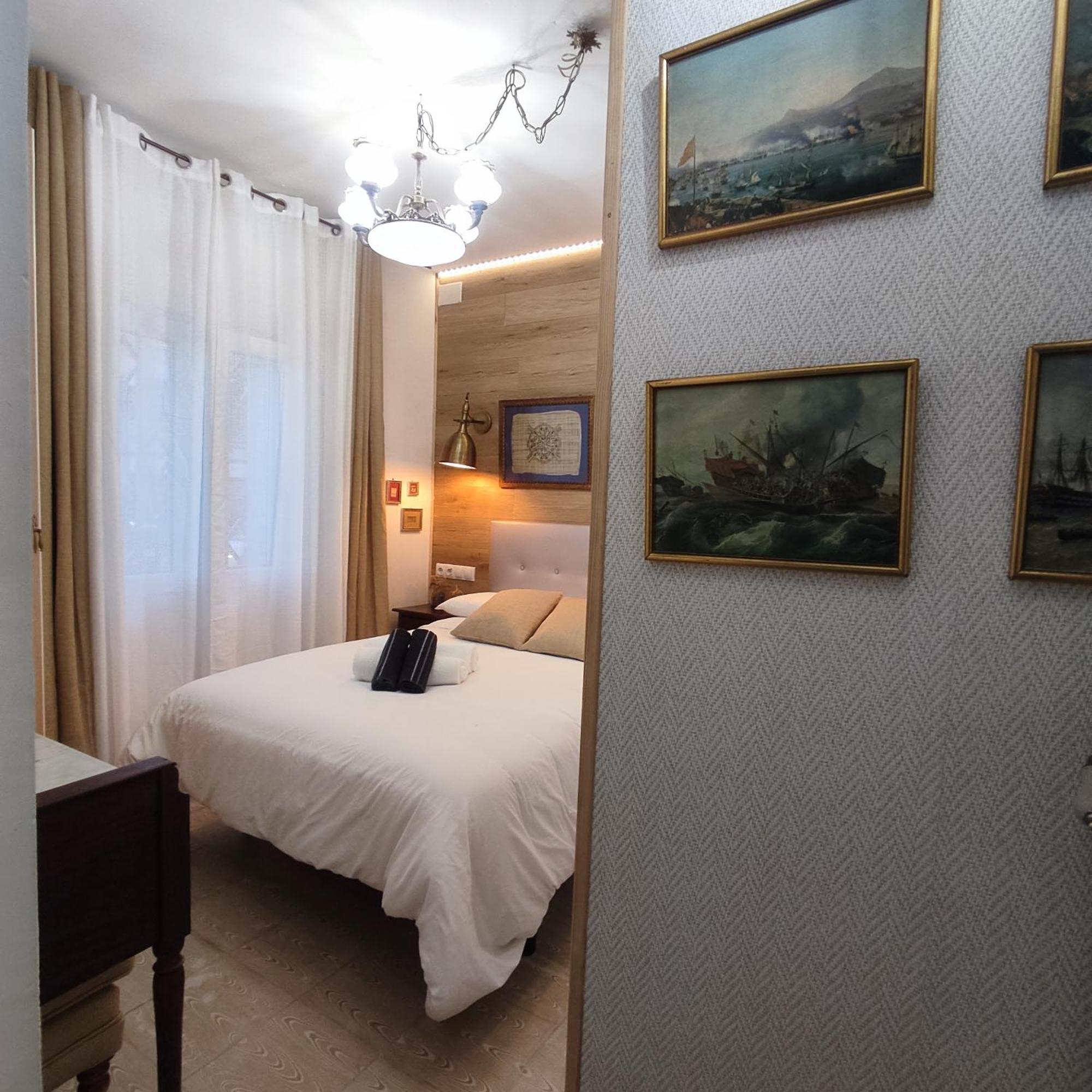 Studio Or With Private Bathroom Or With Shared Bathroom * Barcelona