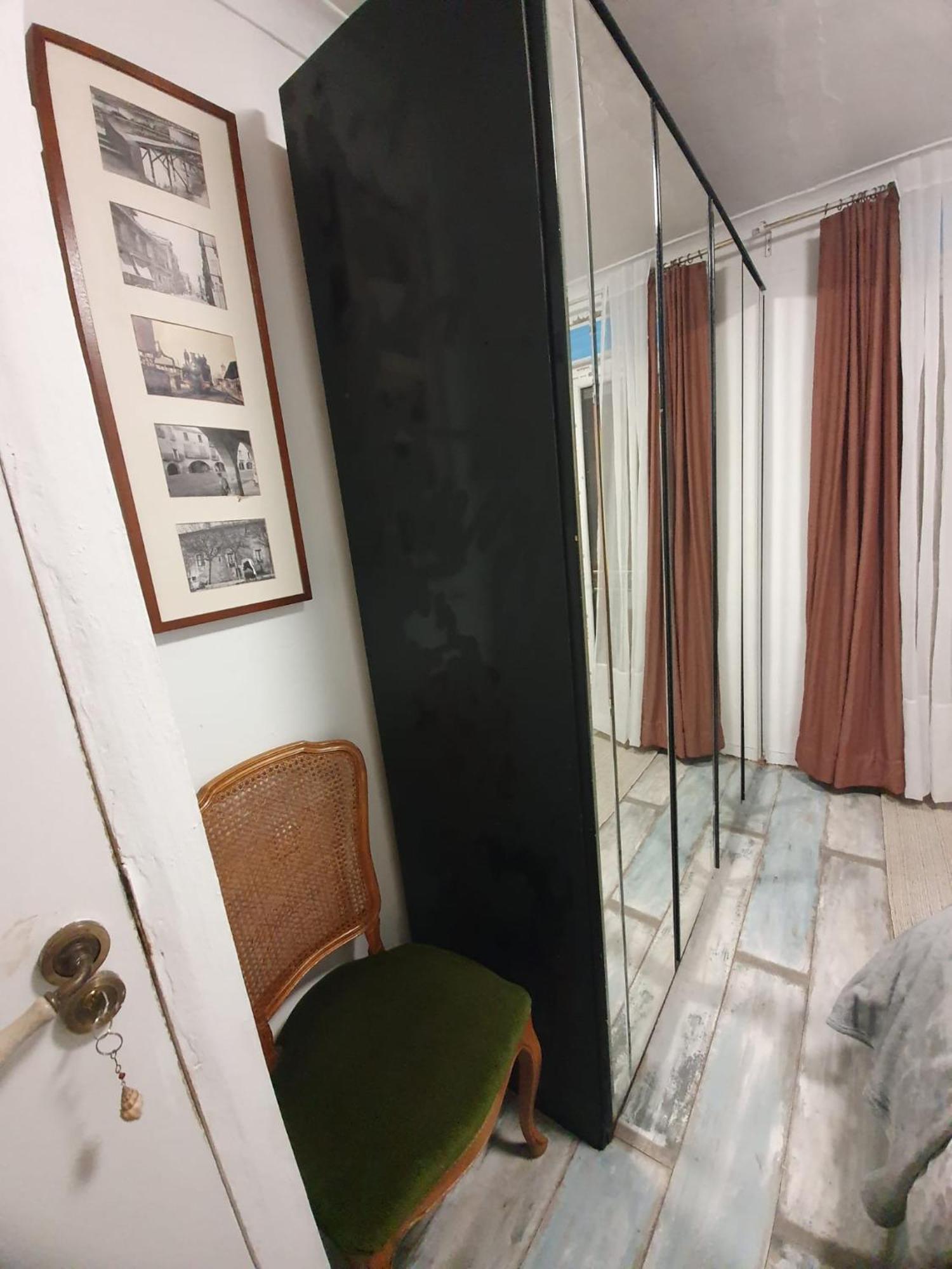 Studio Or With Private Bathroom Or With Shared Bathroom *