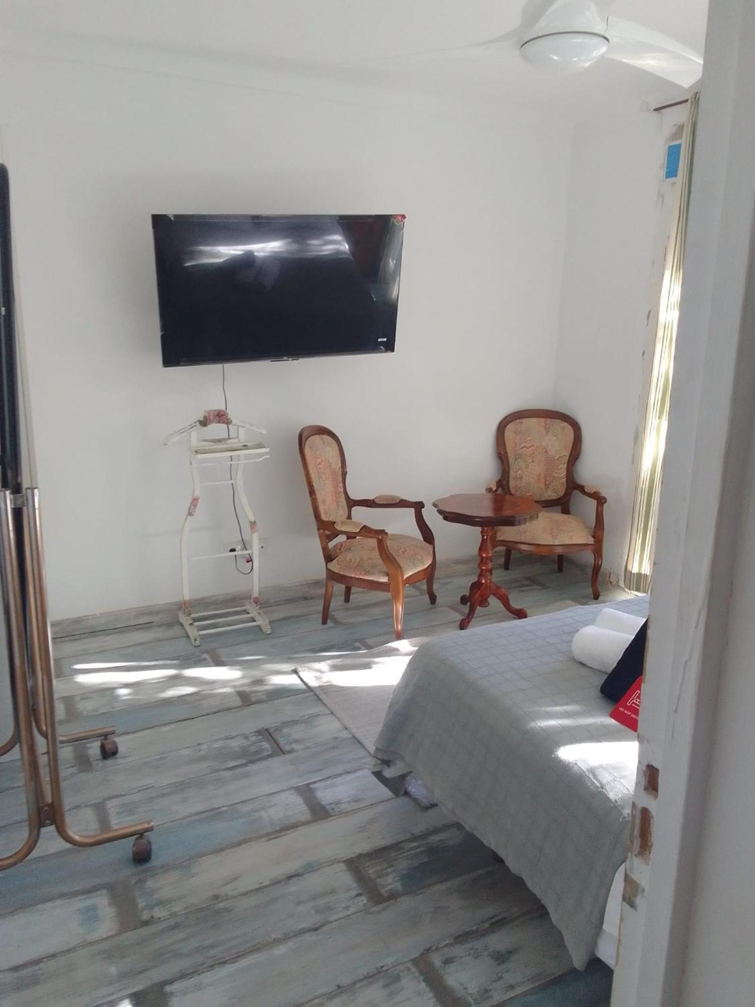Studio Or With Private Bathroom Or With Shared Bathroom * Barcelona