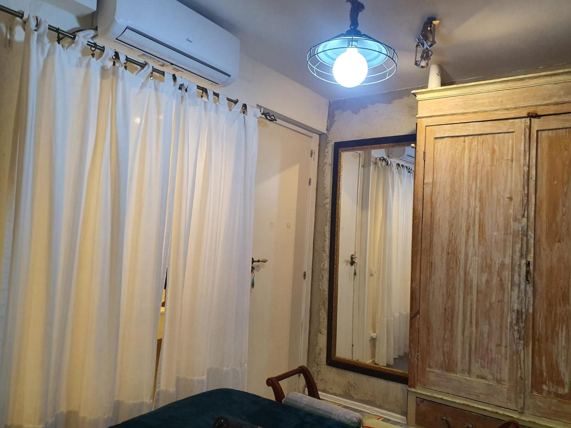 Studio Or With Private Bathroom Or With Shared Bathroom * Barcelona