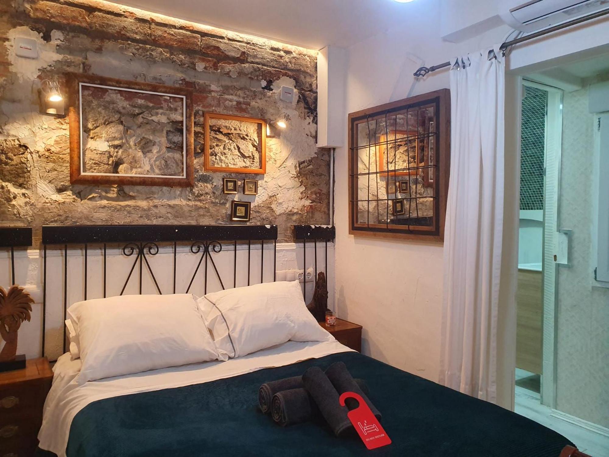 Apartamento Studio Or With Private Bathroom Or With Shared Bathroom Barcelona