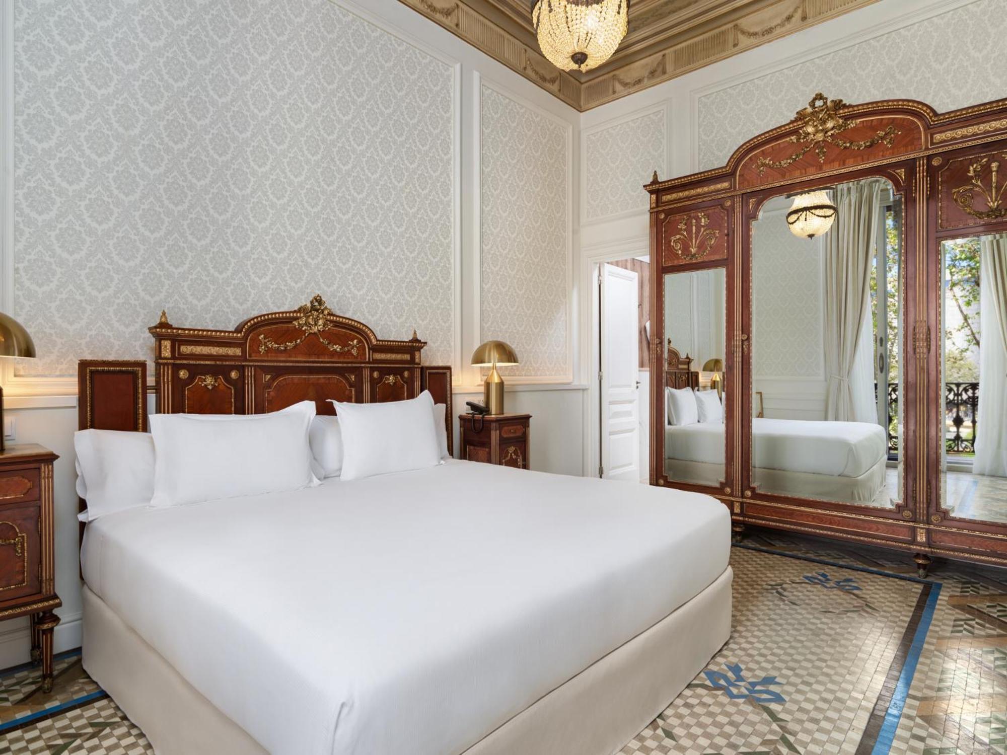 Hotel Boutique H10 Catalunya Plaza 3*