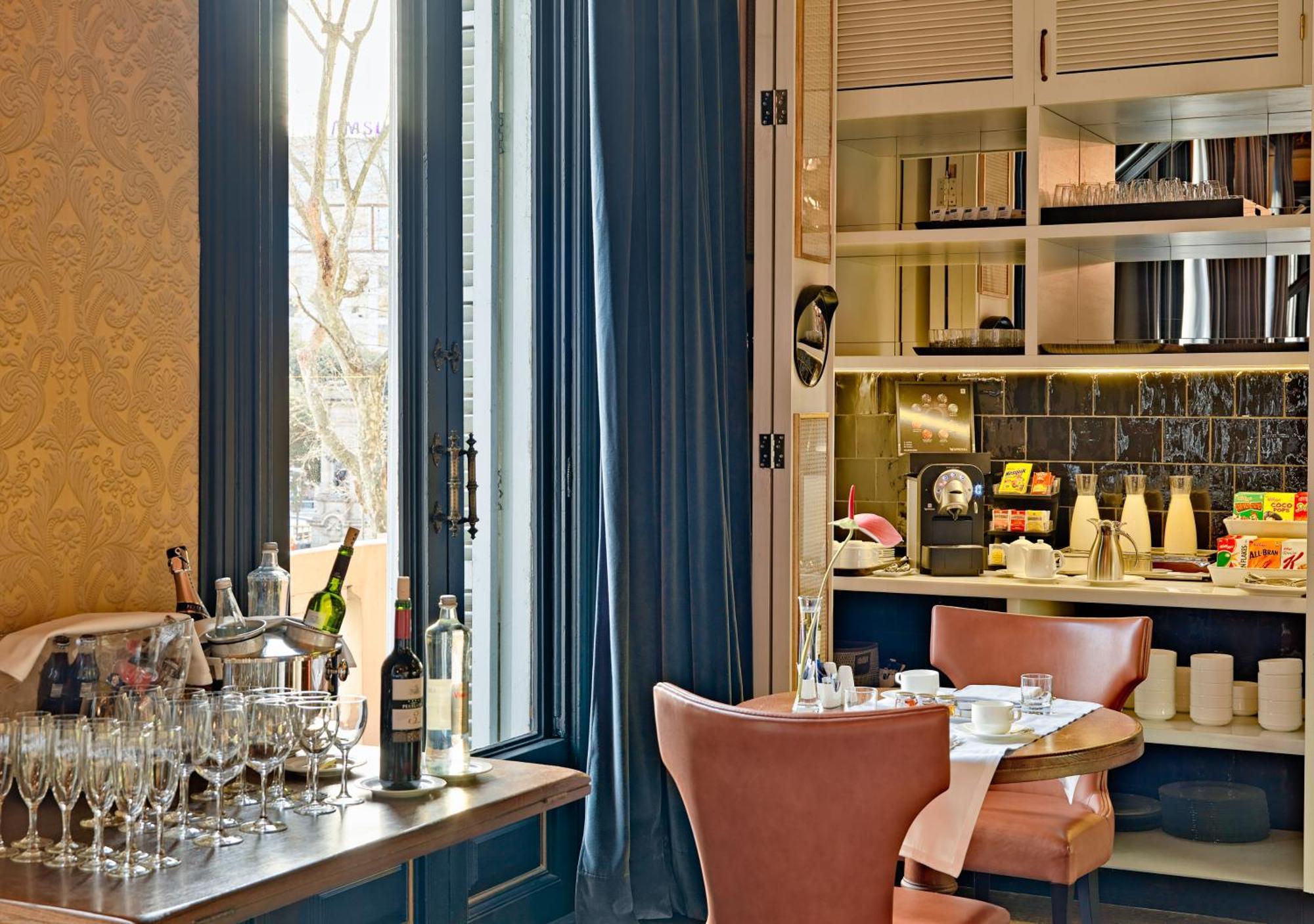 Boutique H10 Catalunya Plaza Hotel 3*