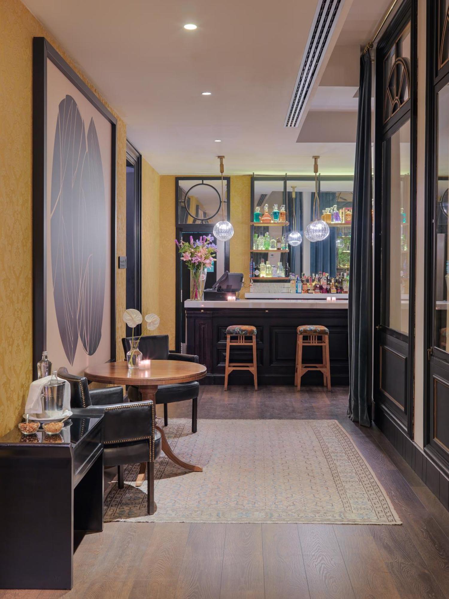 Hotel Boutique H10 Catalunya Plaza 3*