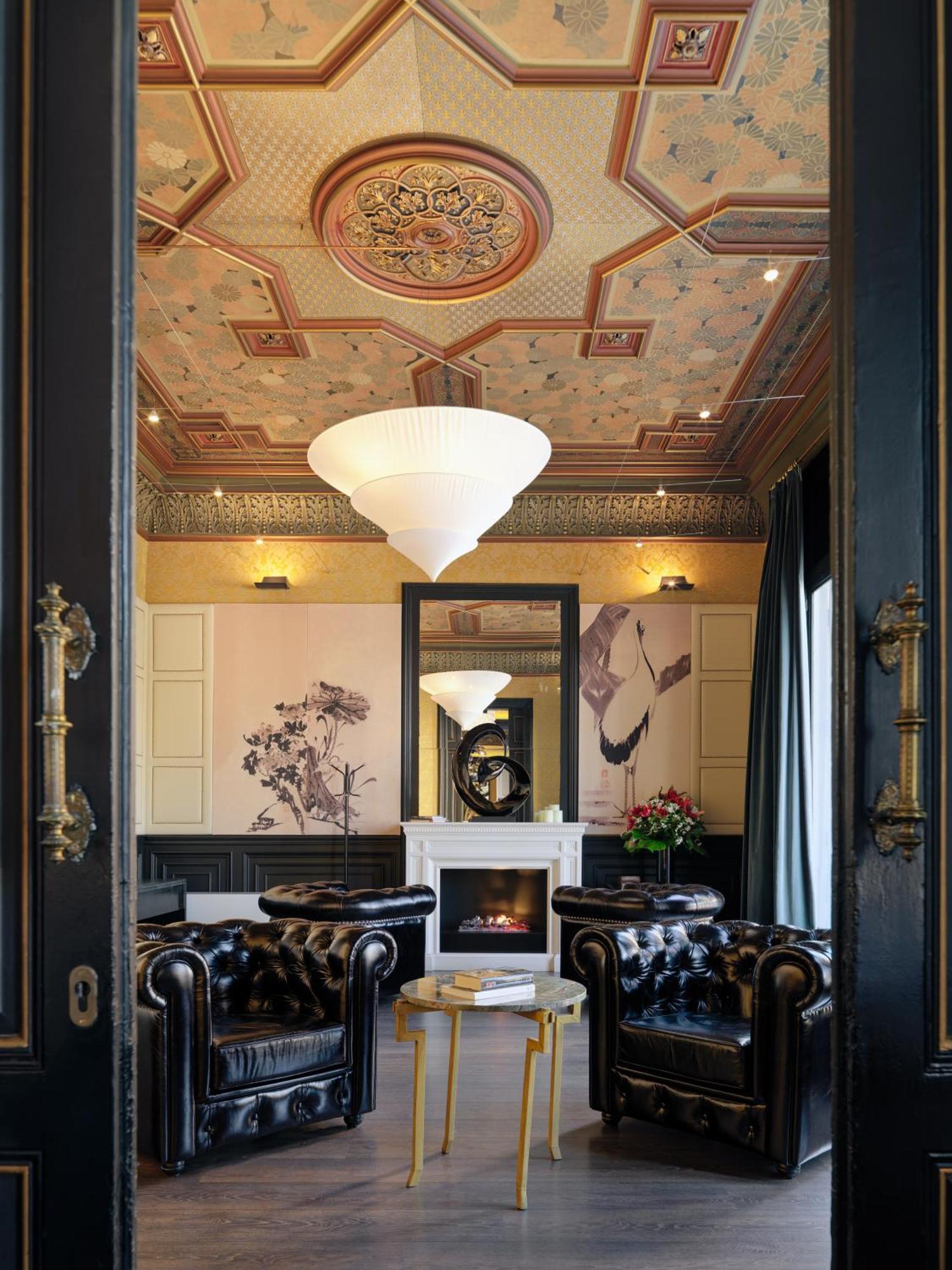Boutique H10 Catalunya Plaza Hotel 3*