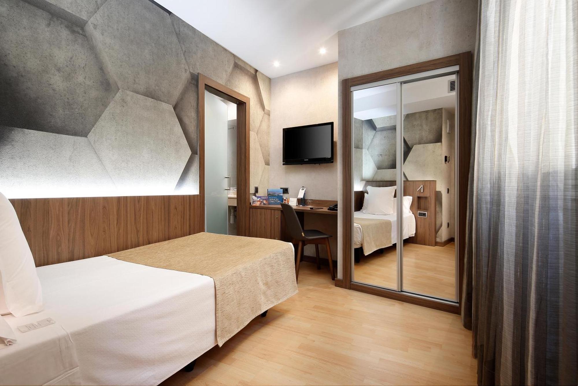 Hcc Montblanc Hotel