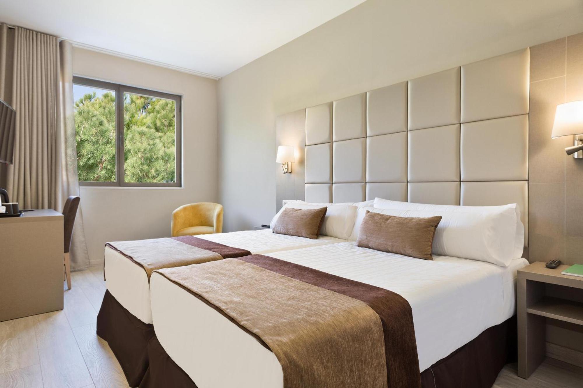 Front Maritim Hotel 4*