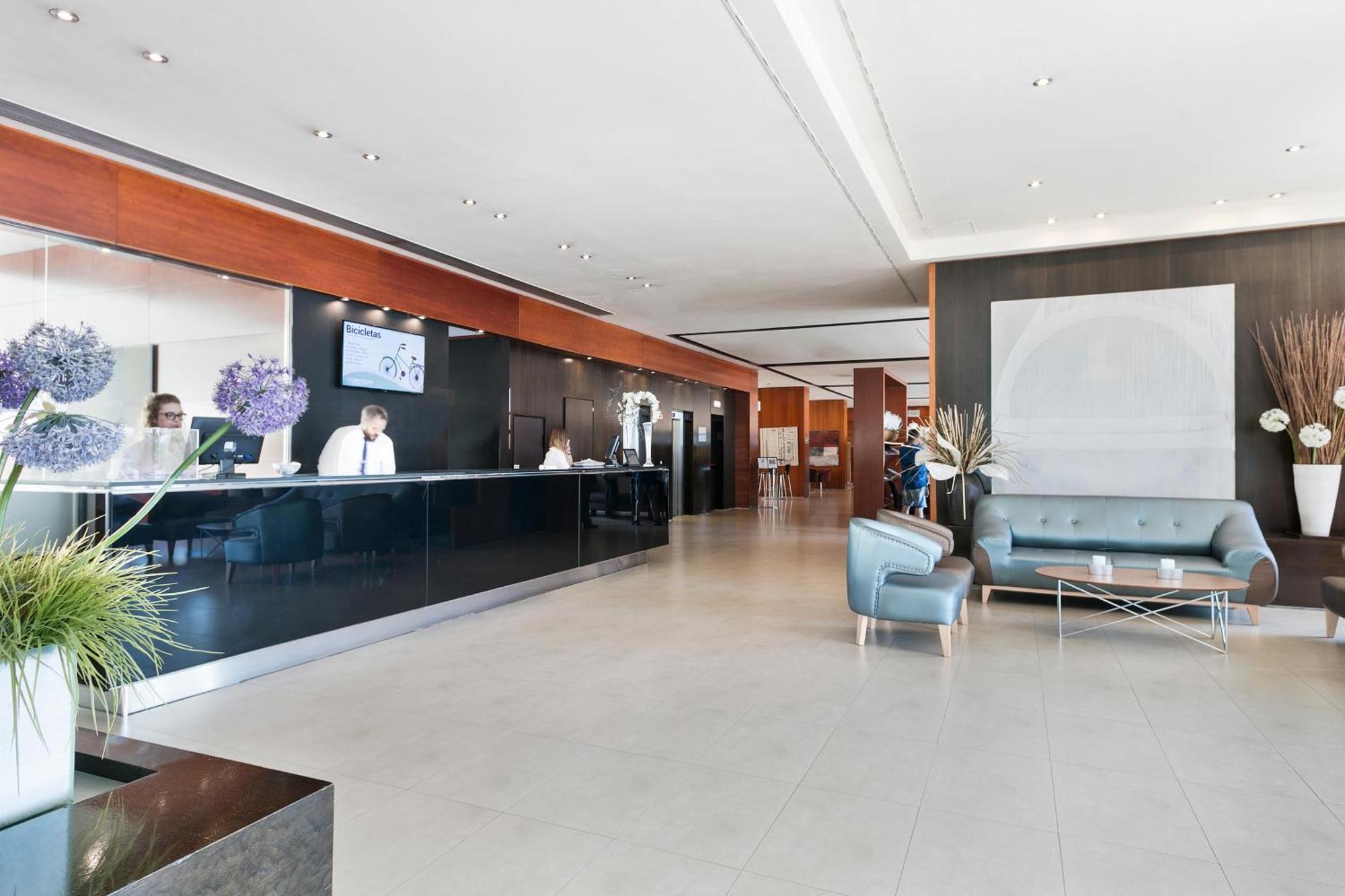 Front Maritim Hotel 4*