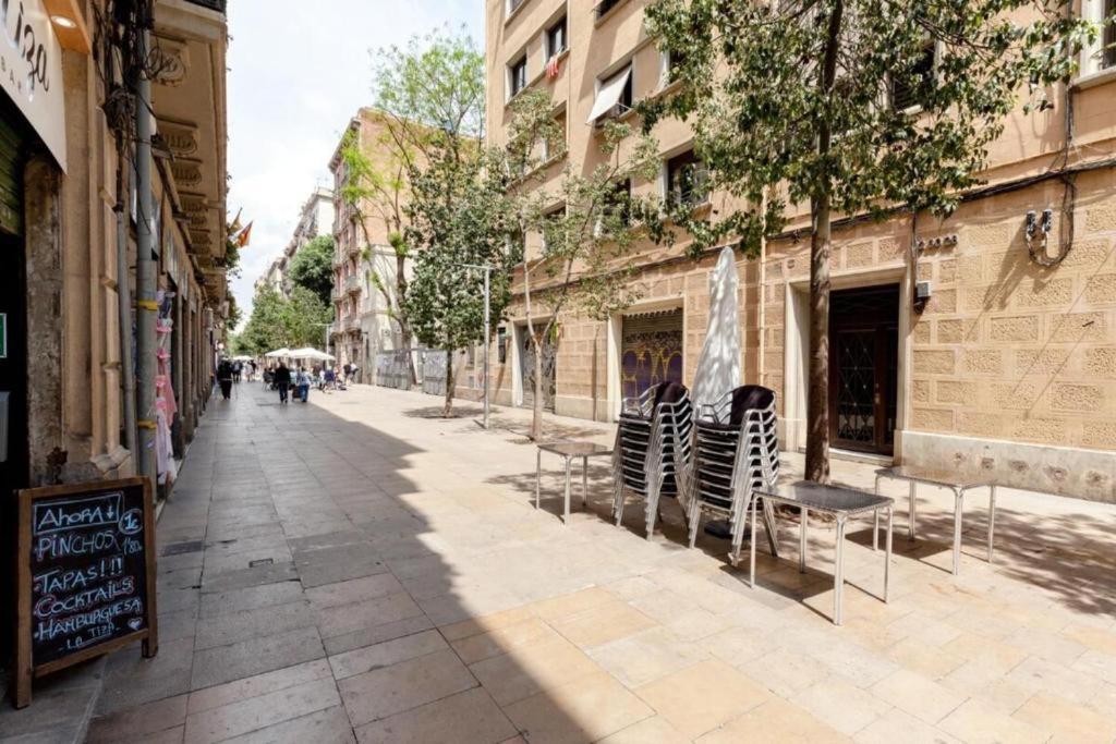 Modern Al Carrer Blai, Poble Sec * Barcelona