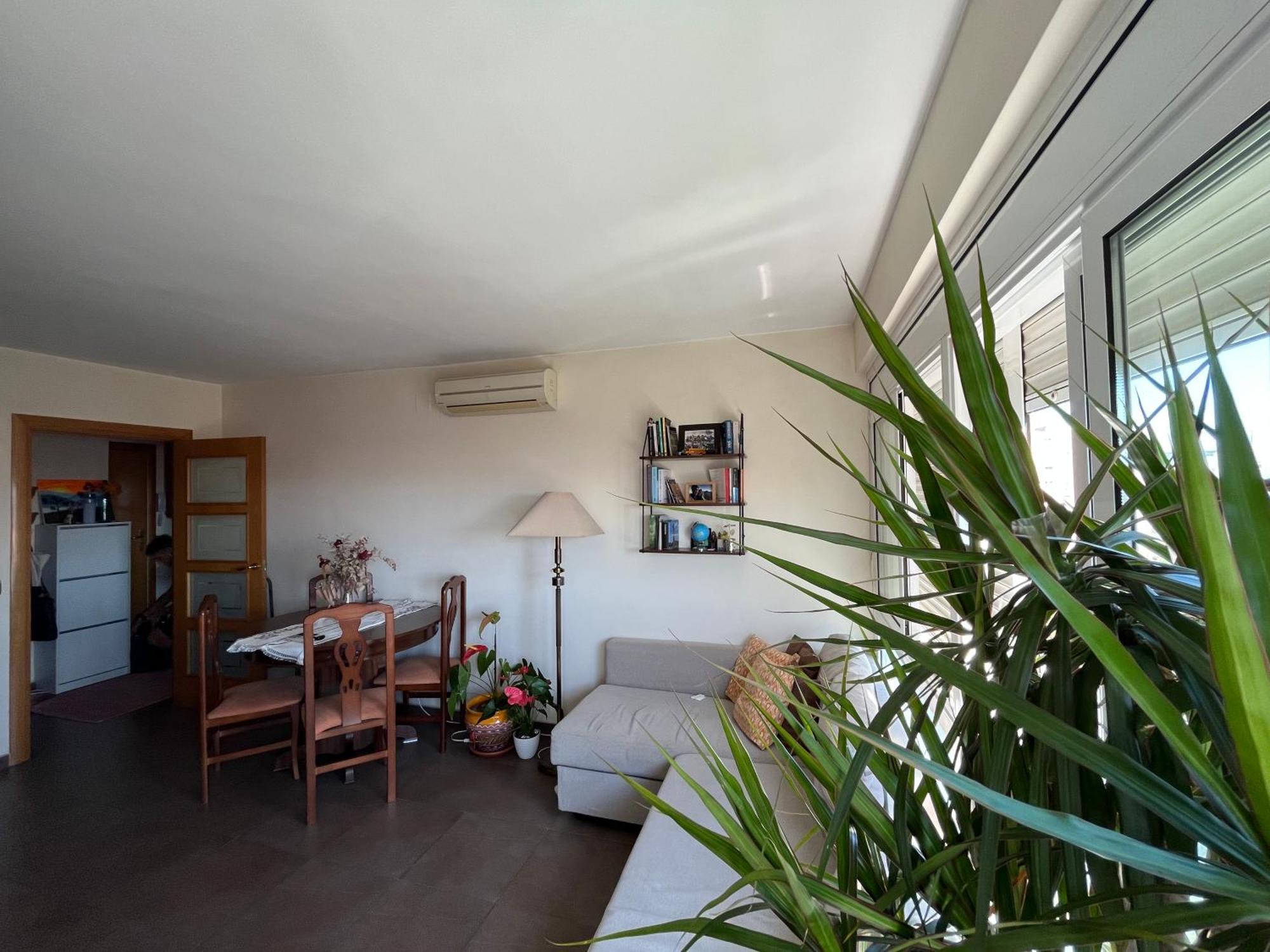 Sea View On A Residential Local Area For Couples Apartment *