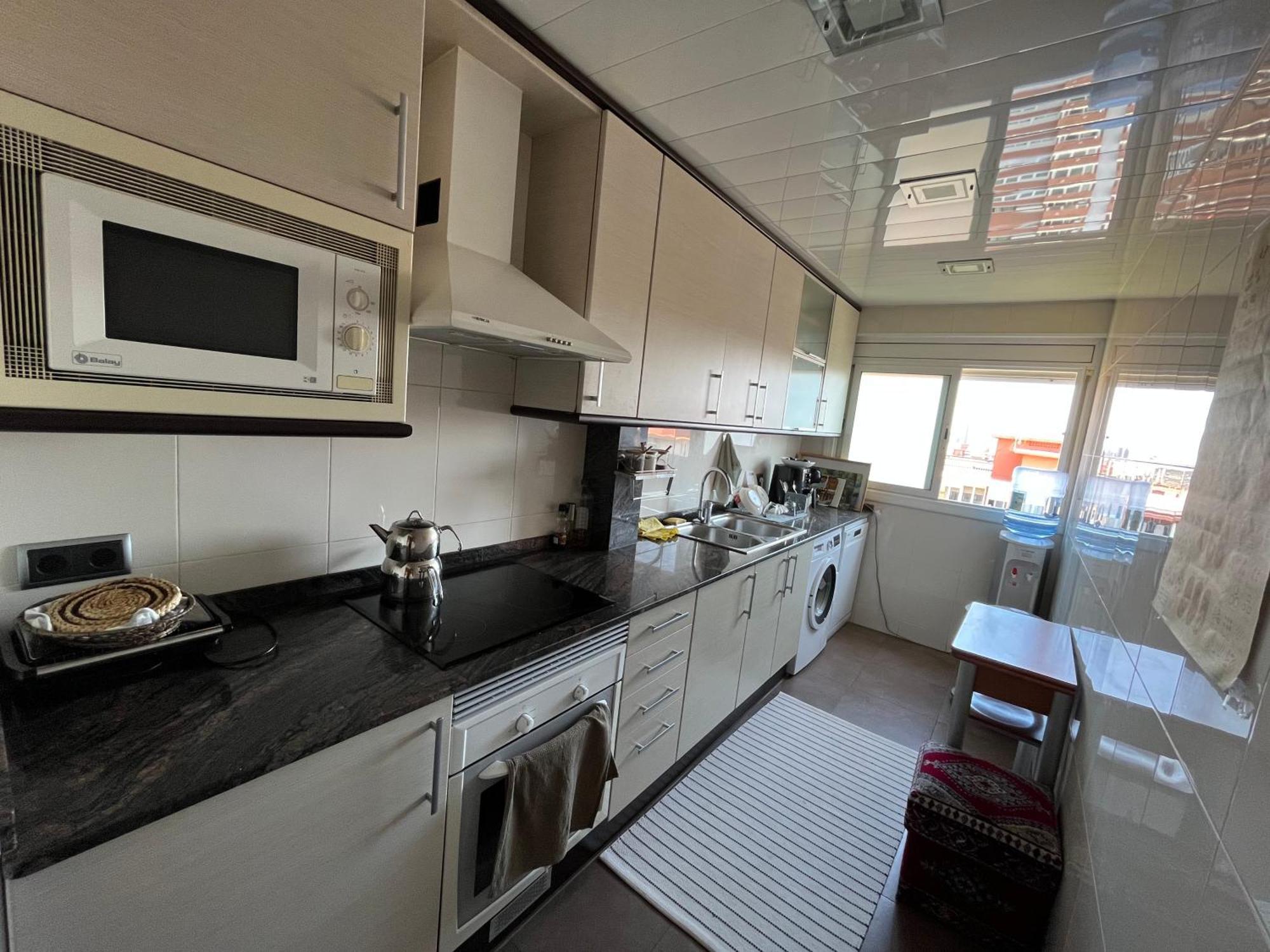 Apartment Sea View On A Residential Local Area For Couples Barcelona