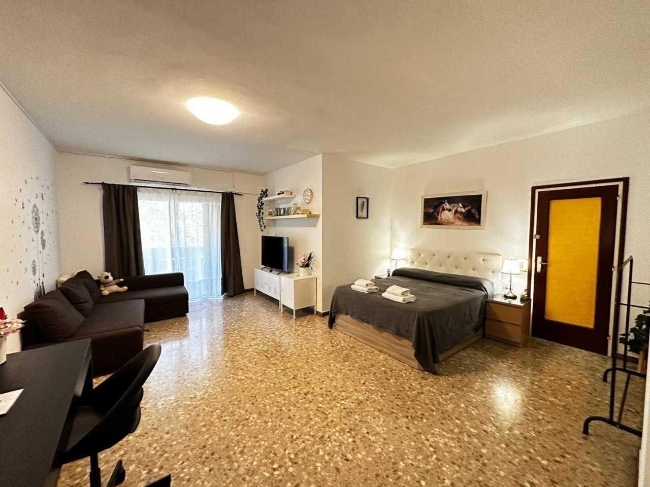 Sepulveda Bed & Breakfast