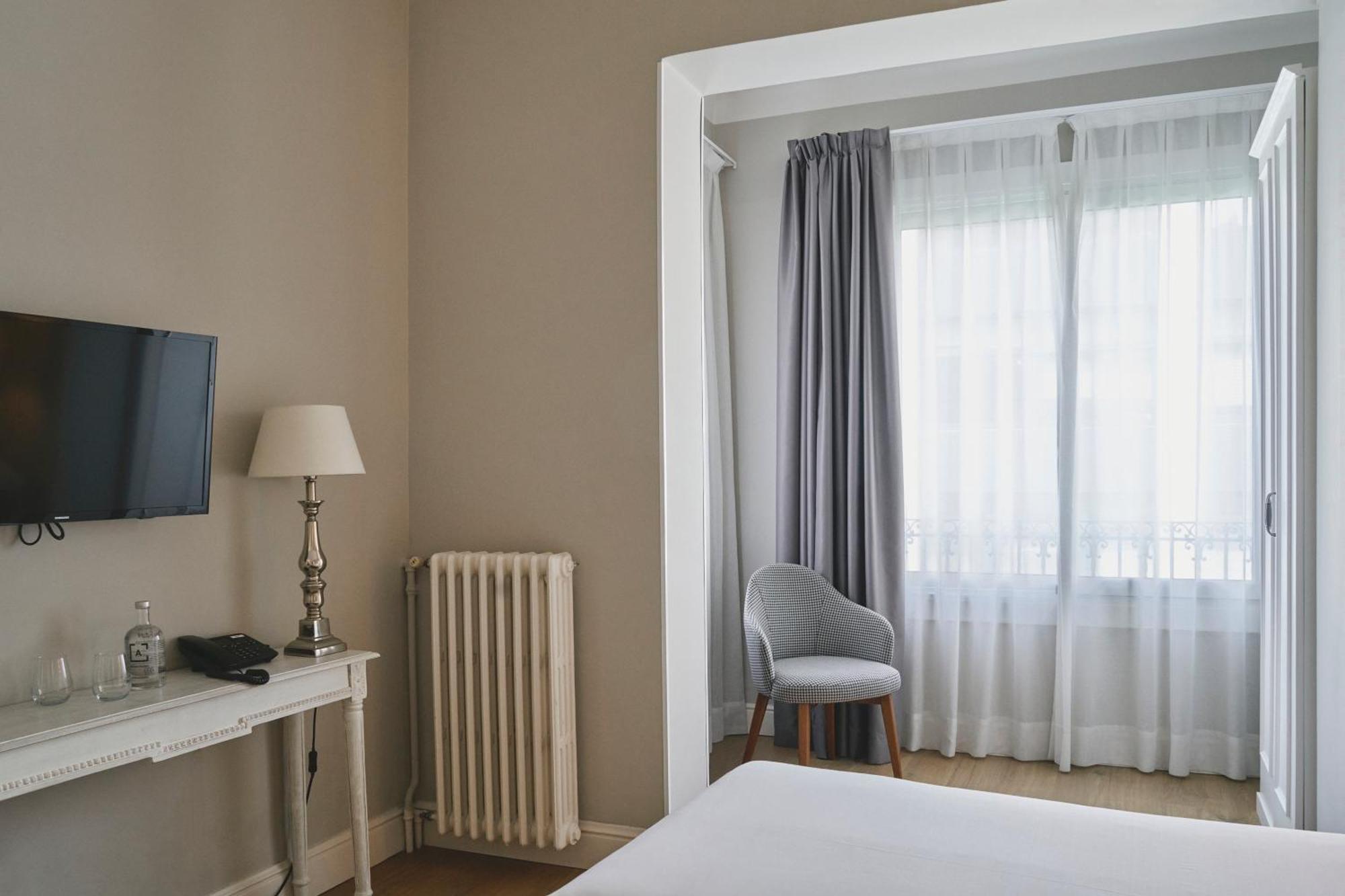 Mesón Castilla Atiram Hotel 3*