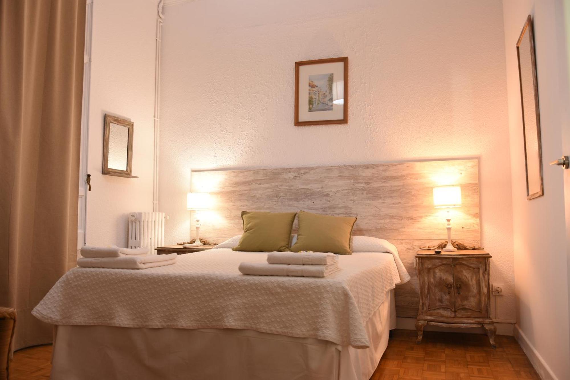 Ally's Bed&breakfast, 2*