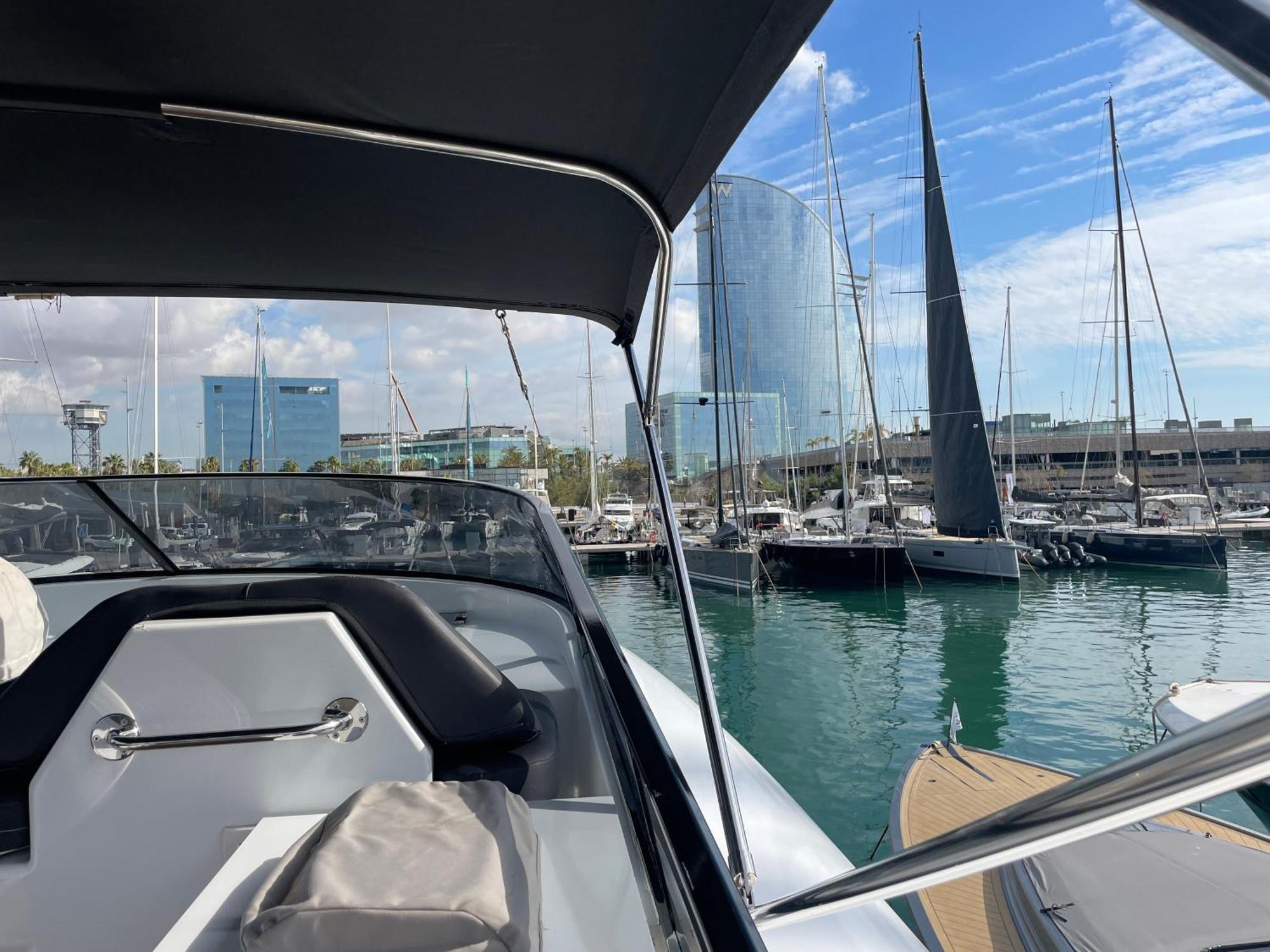 Motoryacht 21 Avec Equipage