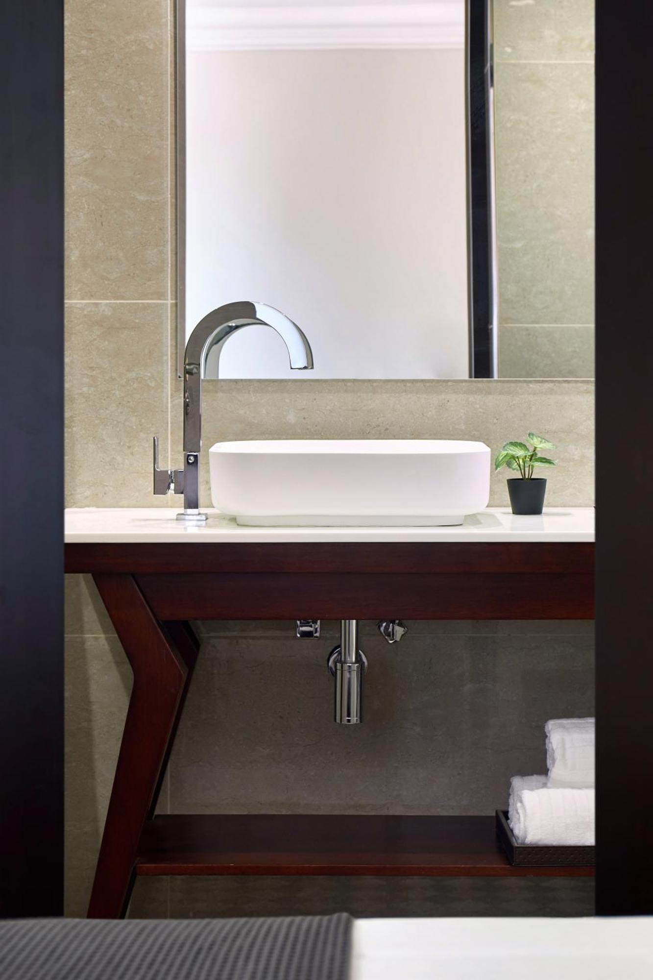 Hotel Cortes Rambla