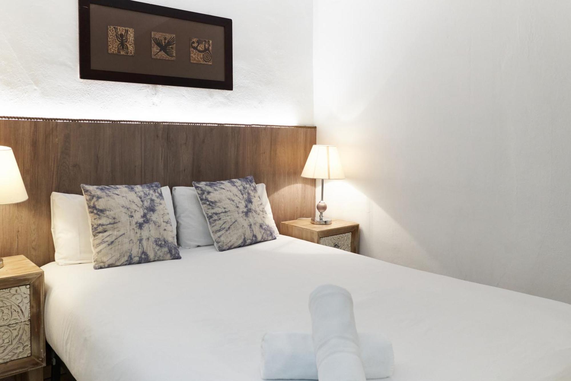 Apartamento Ha Diputació Terrace