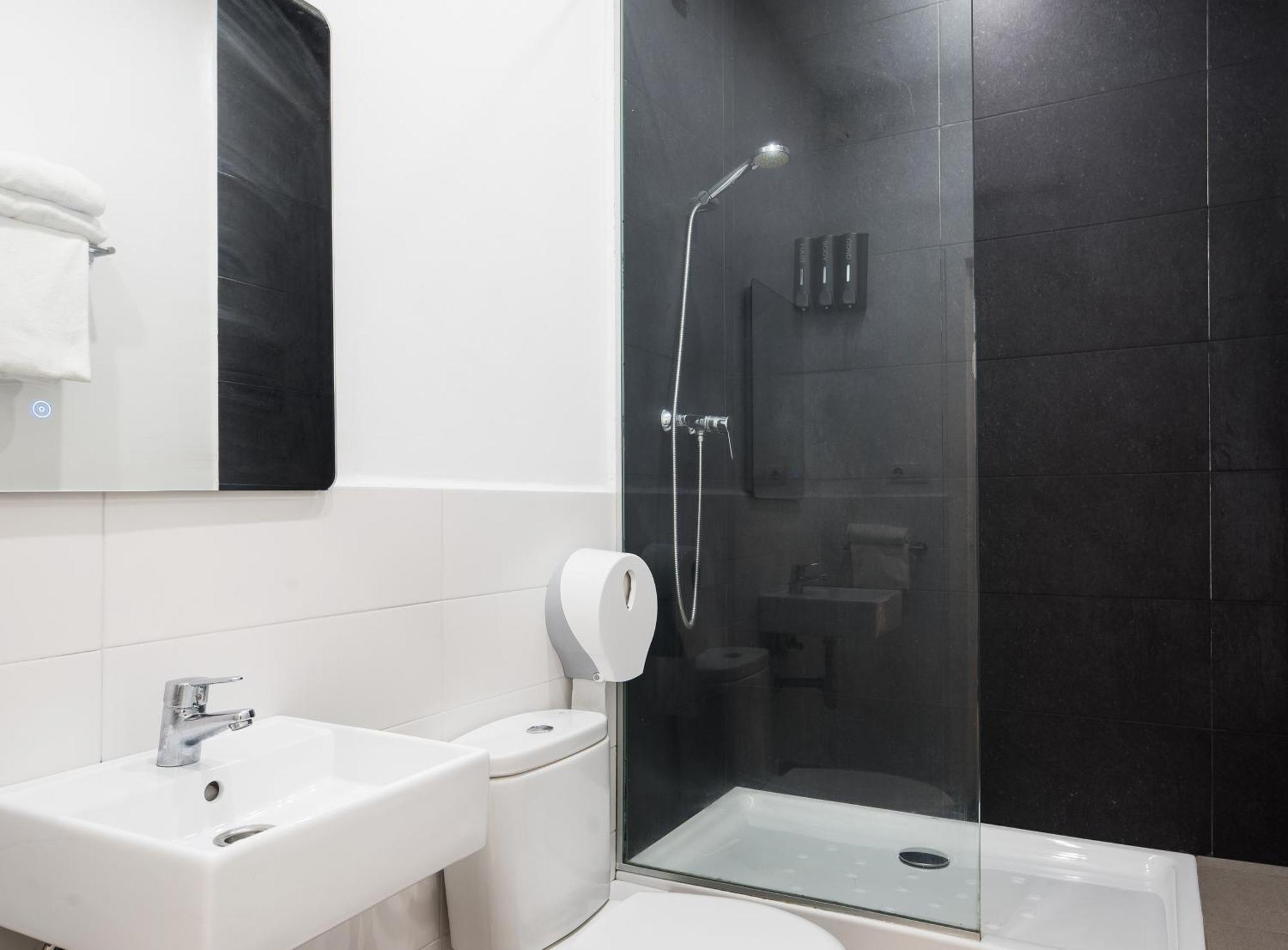 No Limit Barcelona Central Hostel