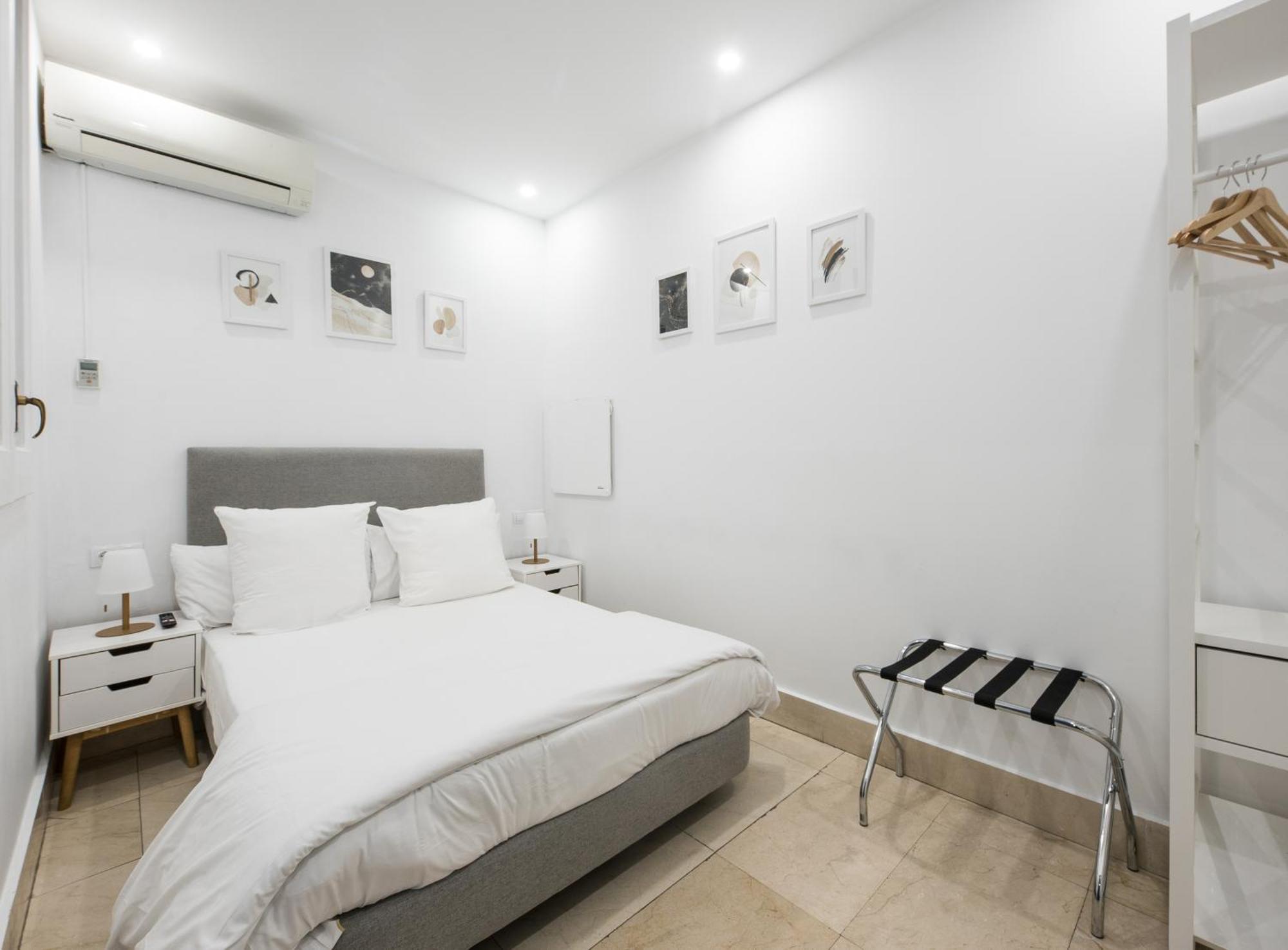 Hostel No Limit Barcelona Central *