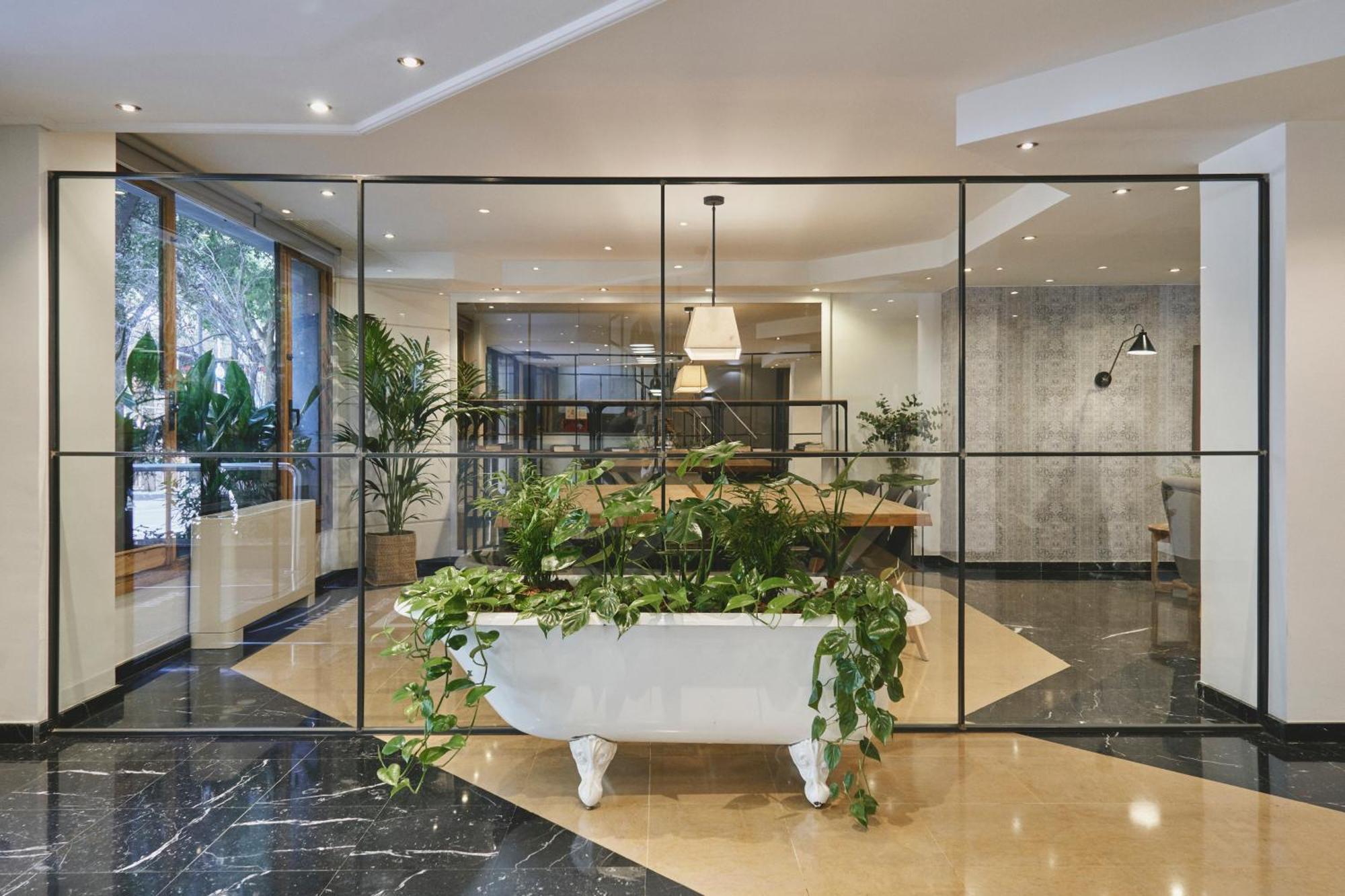 Arenas Atiram Hotel Barcelona