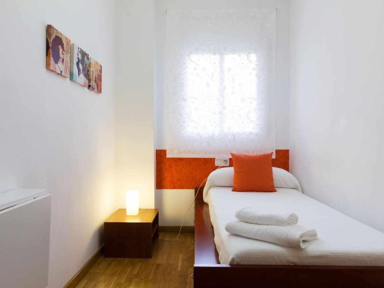 Apartamento Comfortable 4 2bath W Balcony Barcelona