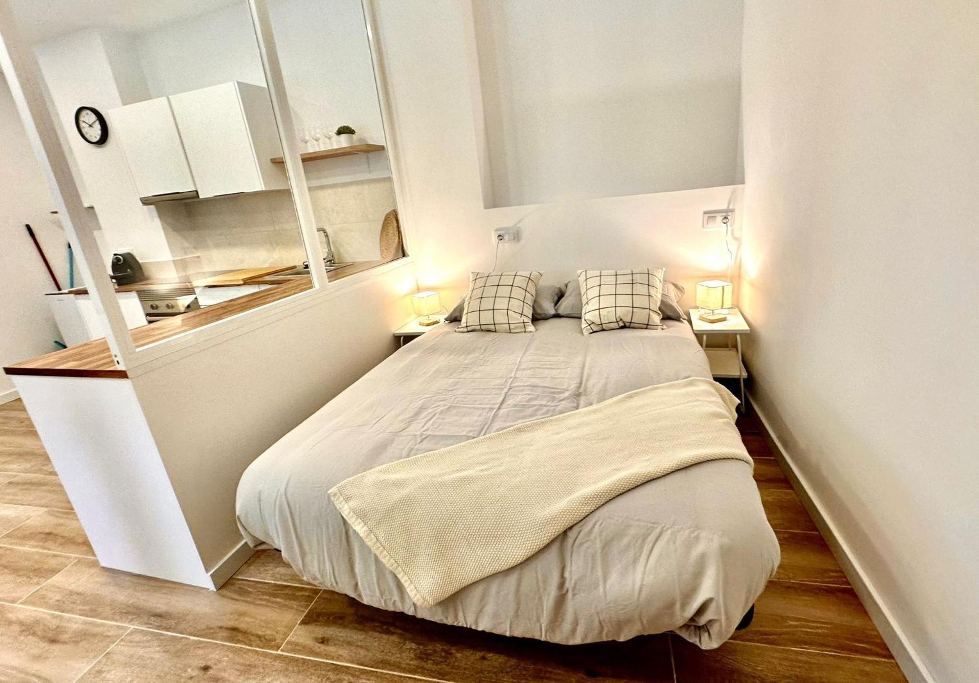 Cozy Studio Near Sants Estacion * Barcelona